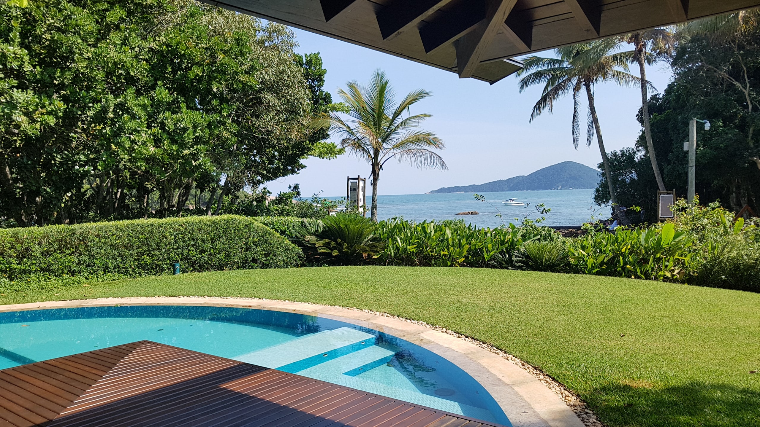 Casa Pé na Areia Condominio Iporanga Guaruja