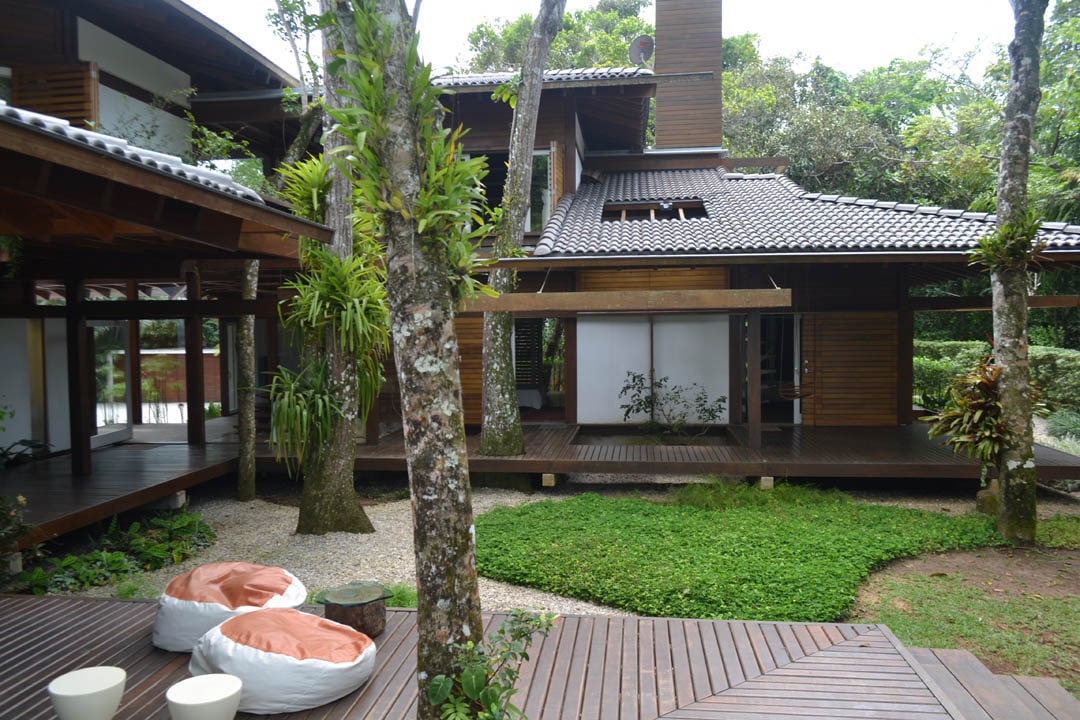 Casa Pé na Areia Condominio Iporanga Guaruja