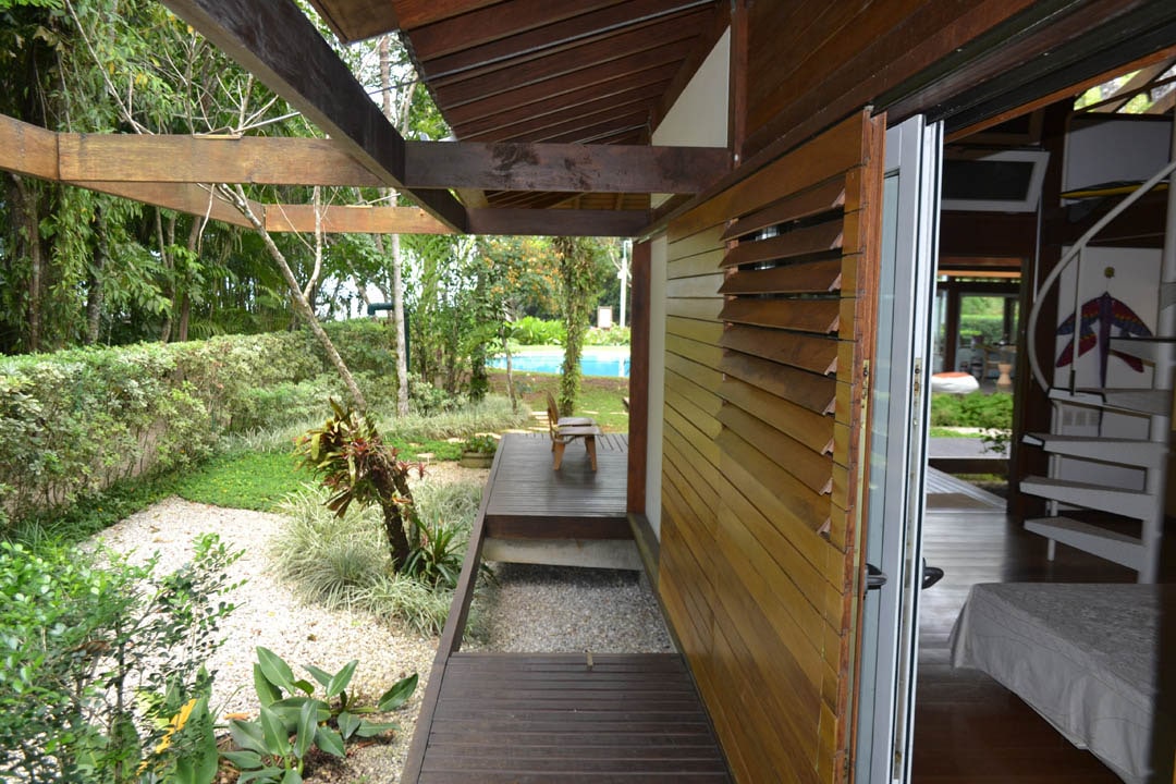 Casa Pé na Areia Condominio Iporanga Guaruja