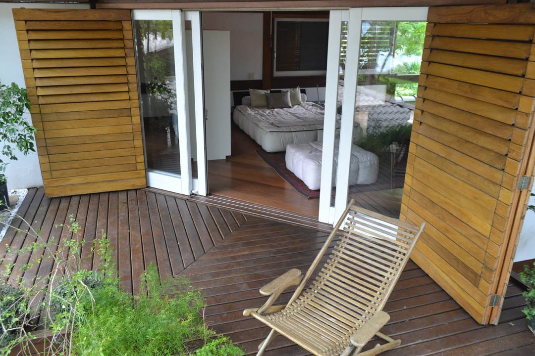 Casa Pé na Areia Condominio Iporanga Guaruja