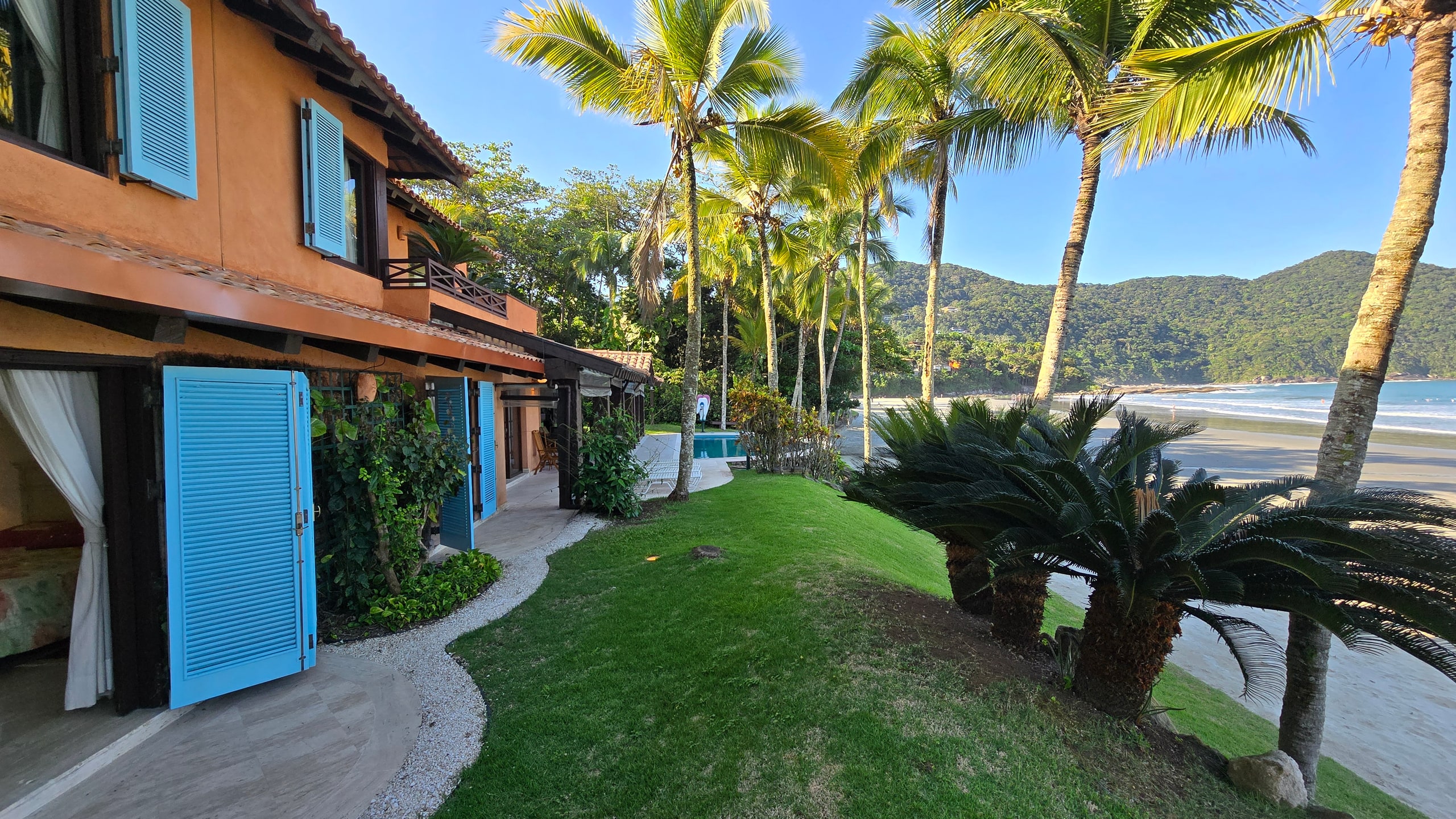 Casa Pé na Areia Aluguel Condominio Iporanga Guarujá