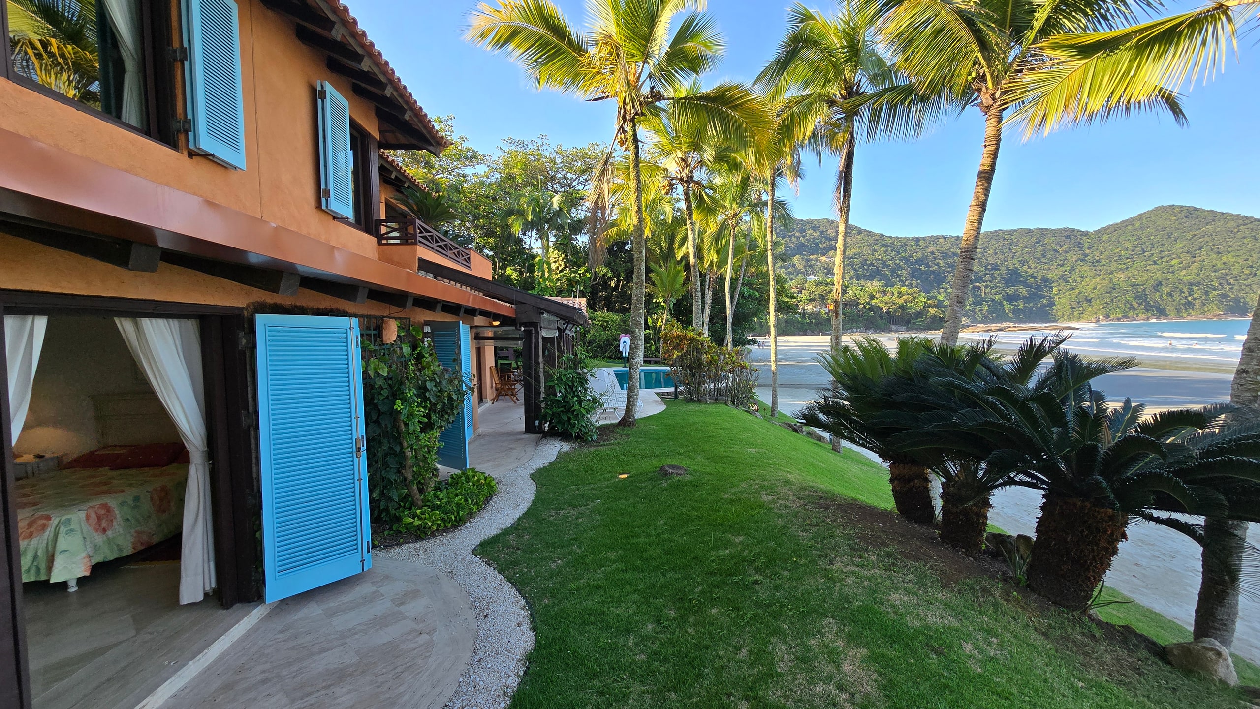 Casa Pé na Areia Aluguel Condominio Iporanga Guarujá
