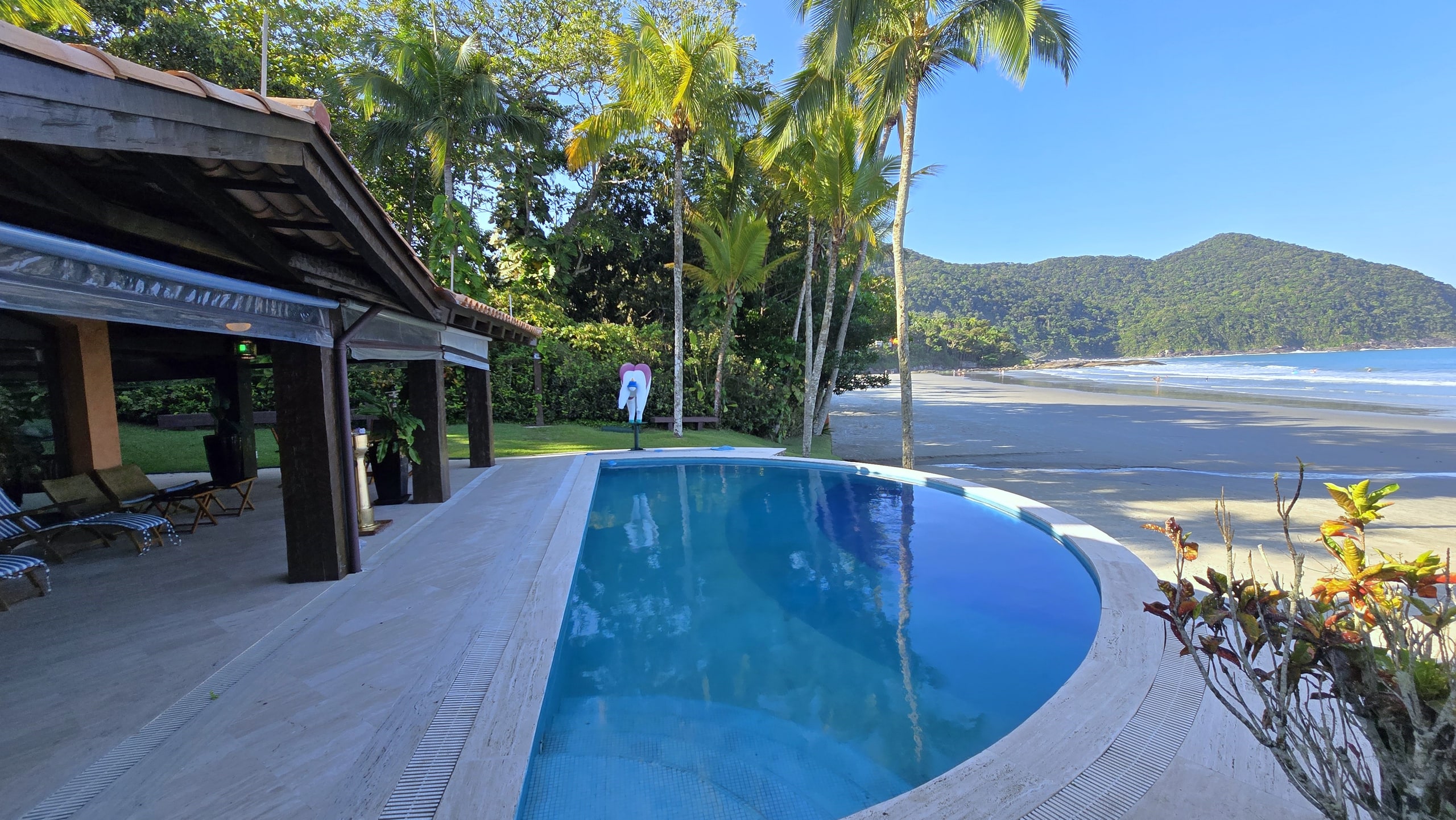 Casa Pé na Areia Aluguel Condominio Iporanga Guarujá
