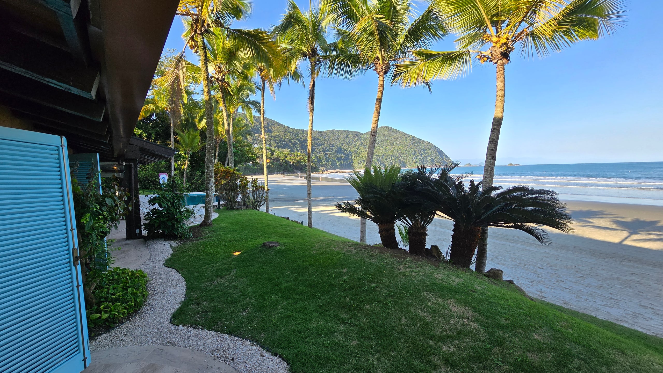 Casa Pé na Areia Aluguel Condominio Iporanga Guarujá