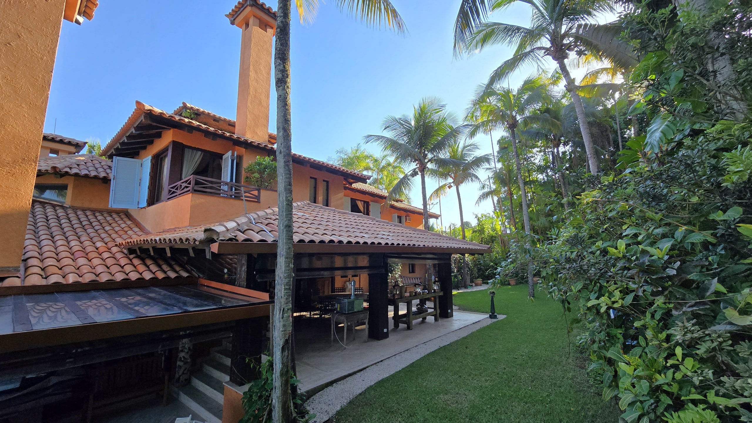 Casa Pé na Areia Aluguel Condominio Iporanga Guarujá