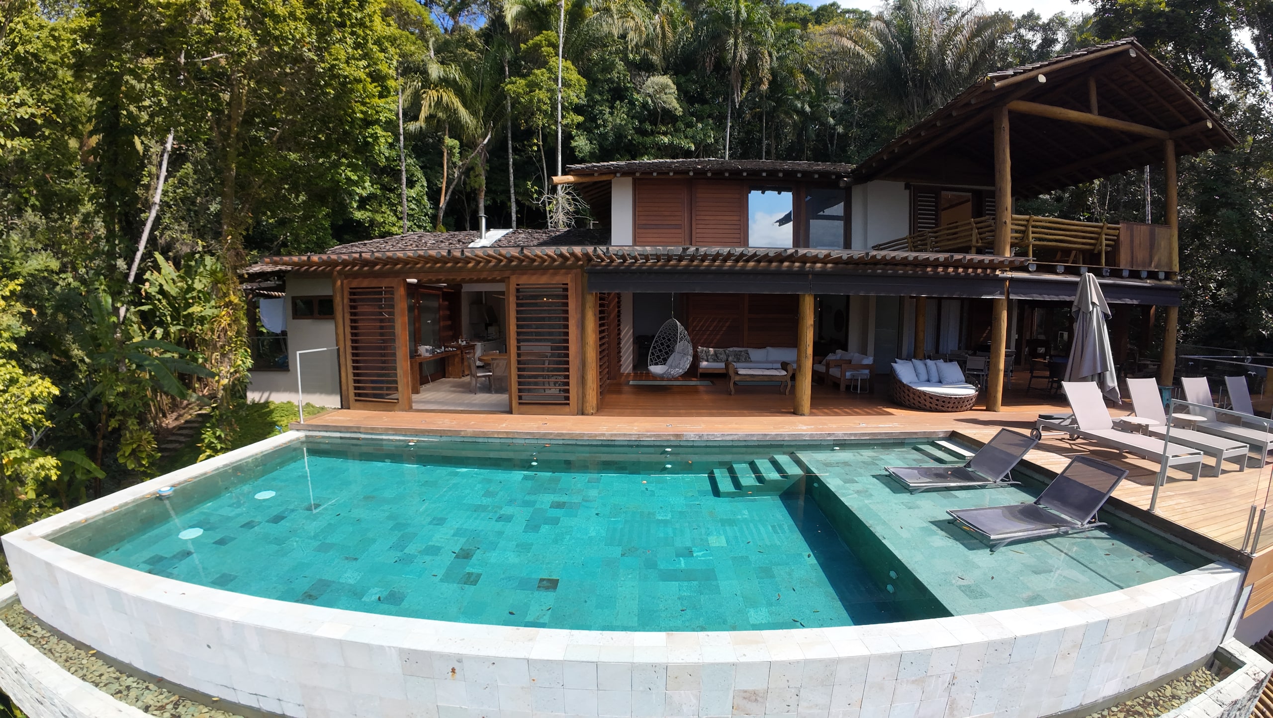 Casa no Condomínio Tijucopava Guarujá — Villa 205