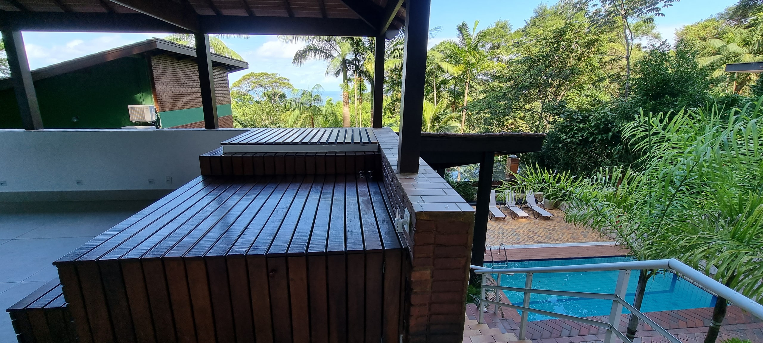 Imóvel no Condomínio Sítio São Pedro no Guarujá Locação e Venda