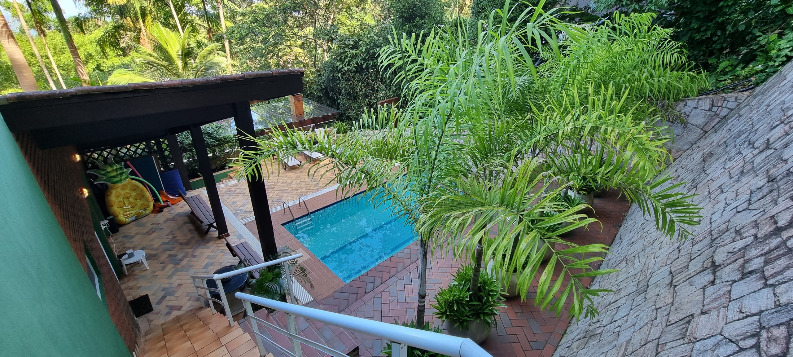 Imóvel no Condomínio Sítio São Pedro no Guarujá Locação e Venda