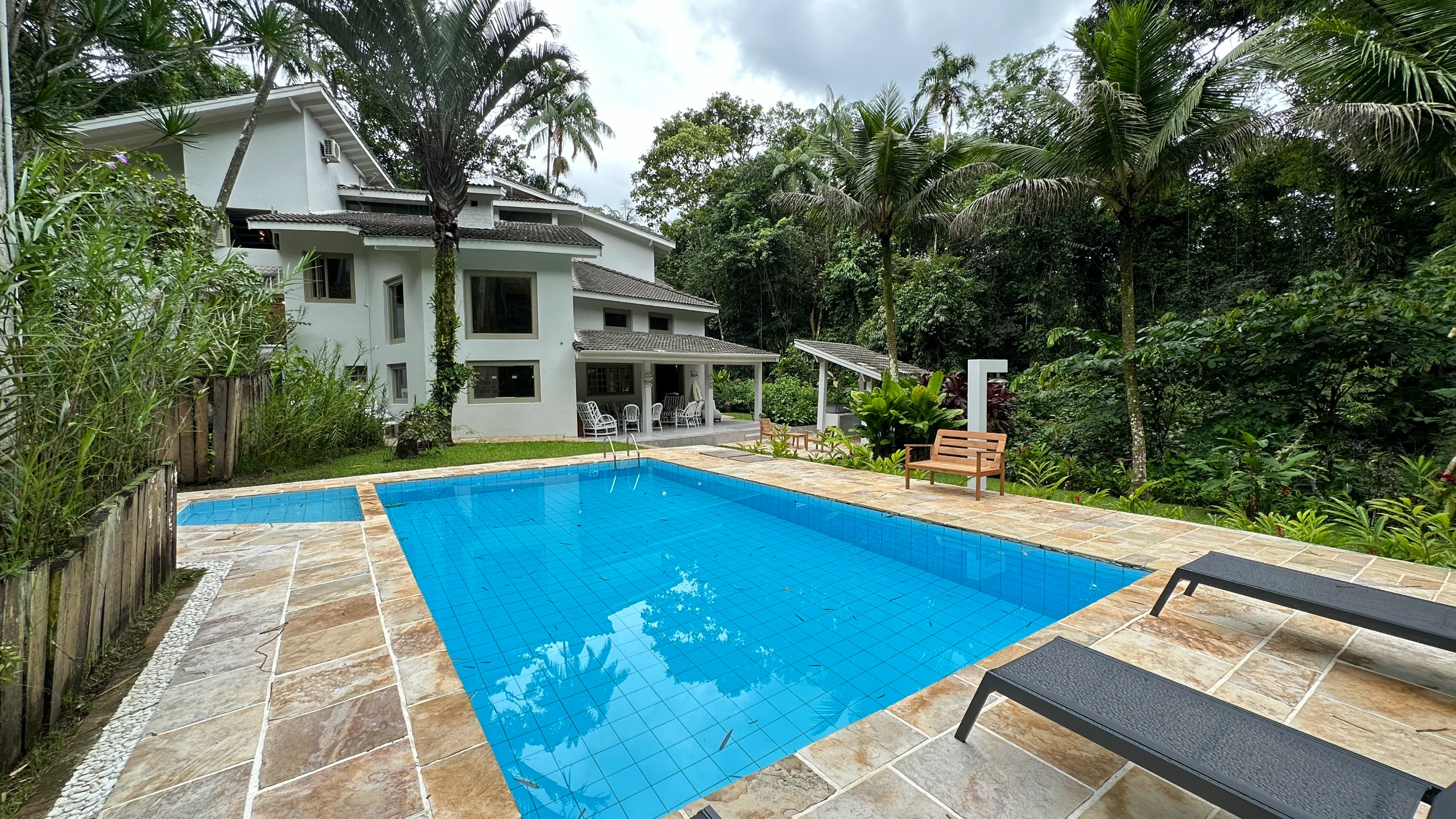 Casa no Condomínio Iporanga Guarujá — Villa 449