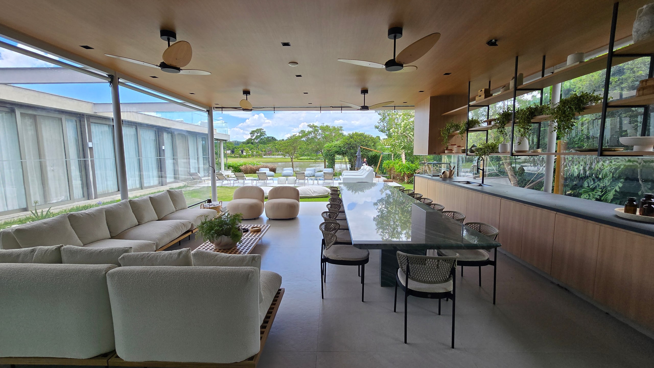 Casa Frente Lago a Venda na Fazenda Boa Vista