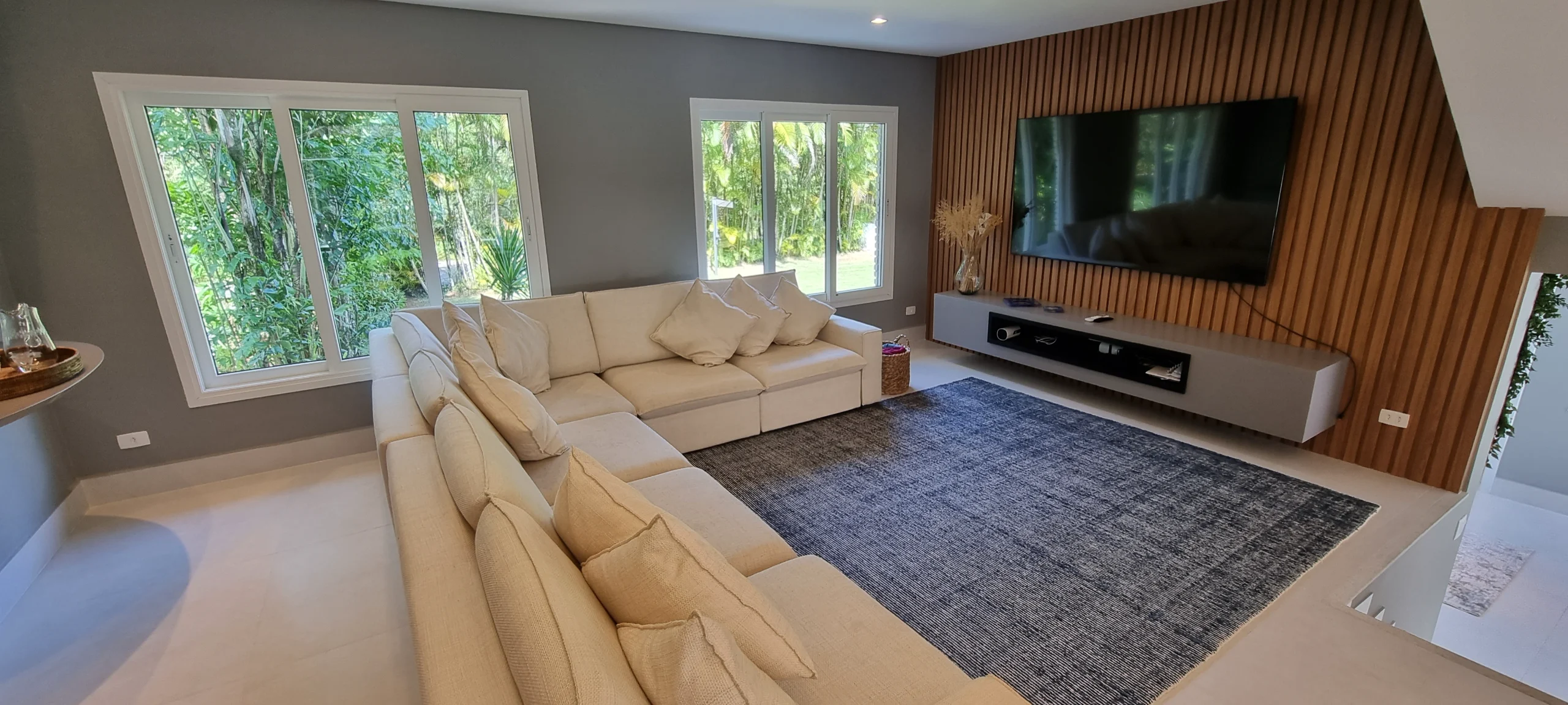 Aluguel Temporada no Condominio Iporanga em Guarujá