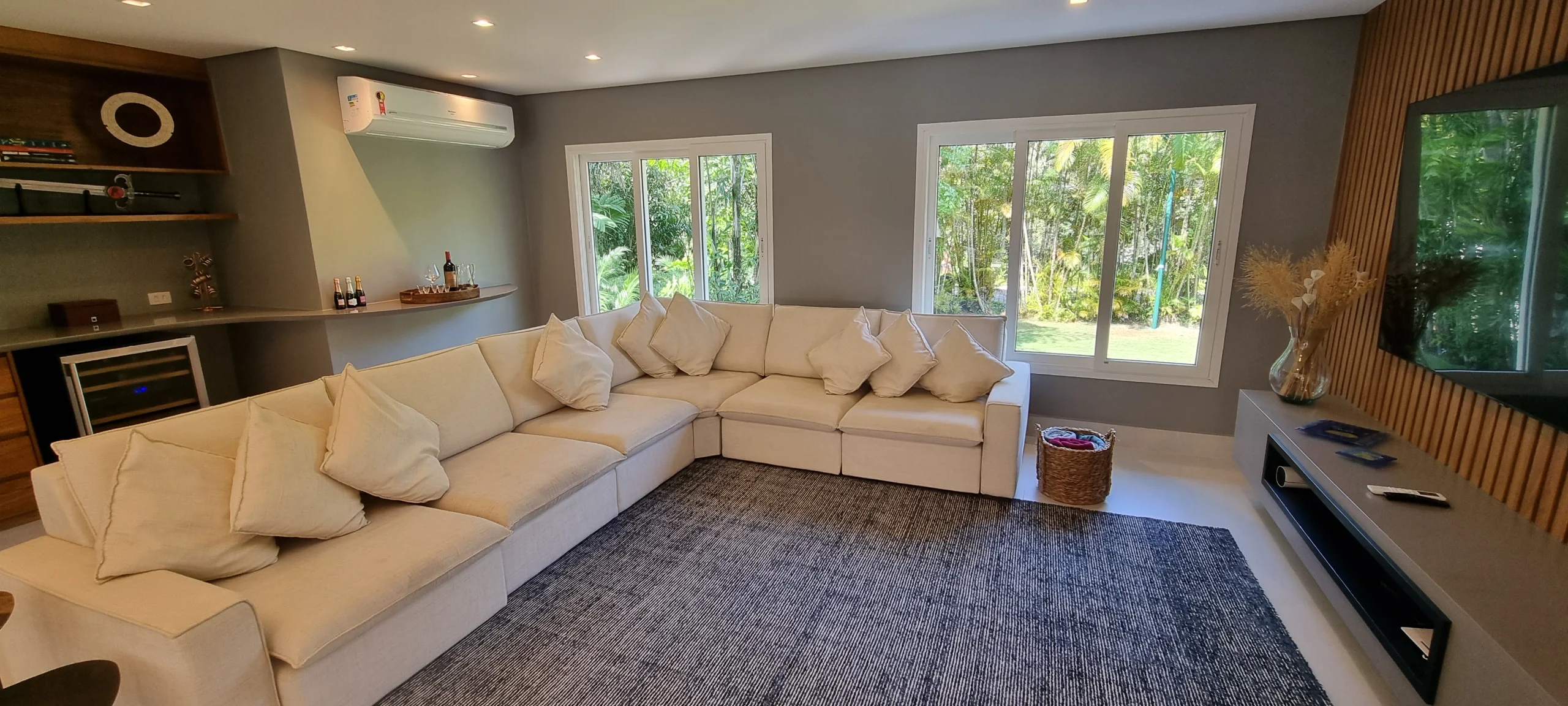 Aluguel Temporada no Condominio Iporanga em Guarujá