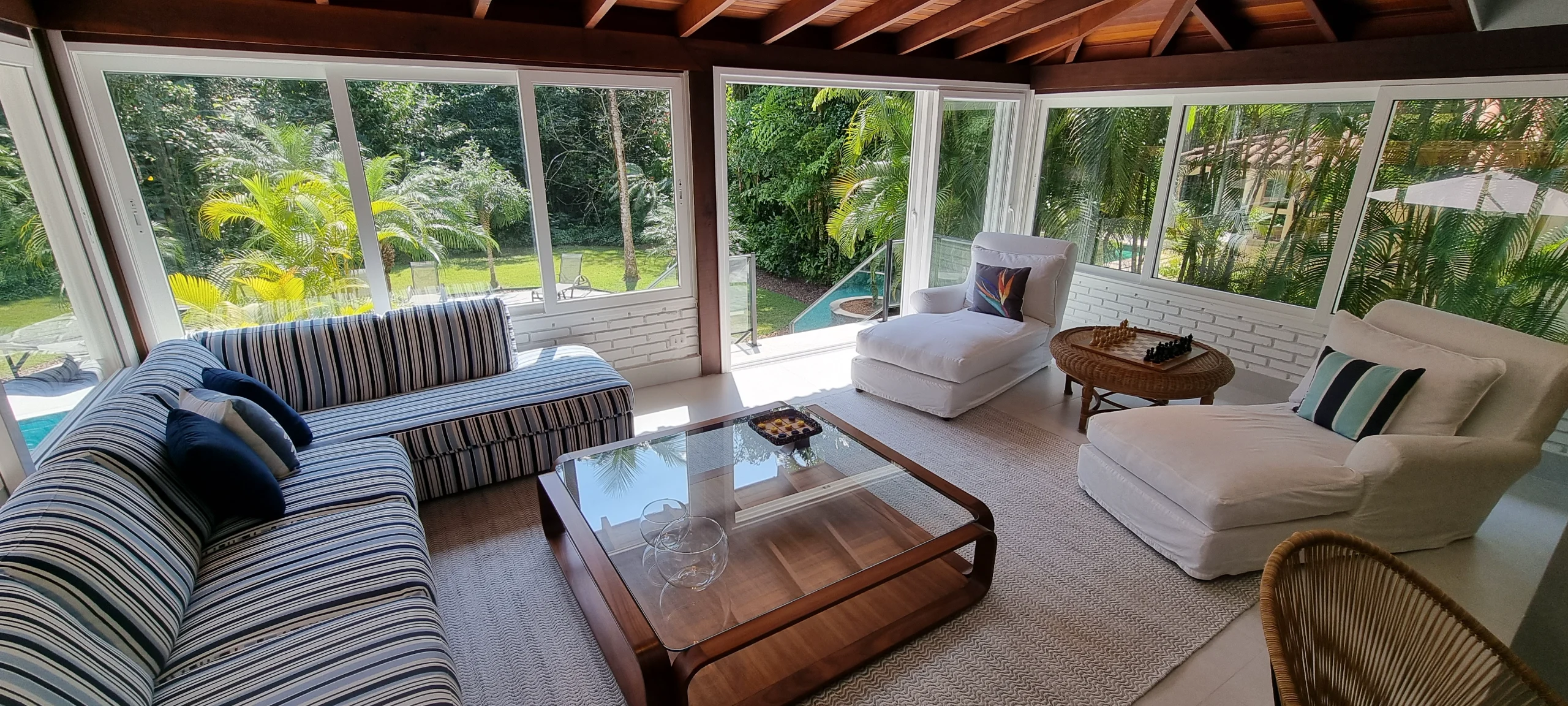 Aluguel Temporada no Condominio Iporanga em Guarujá