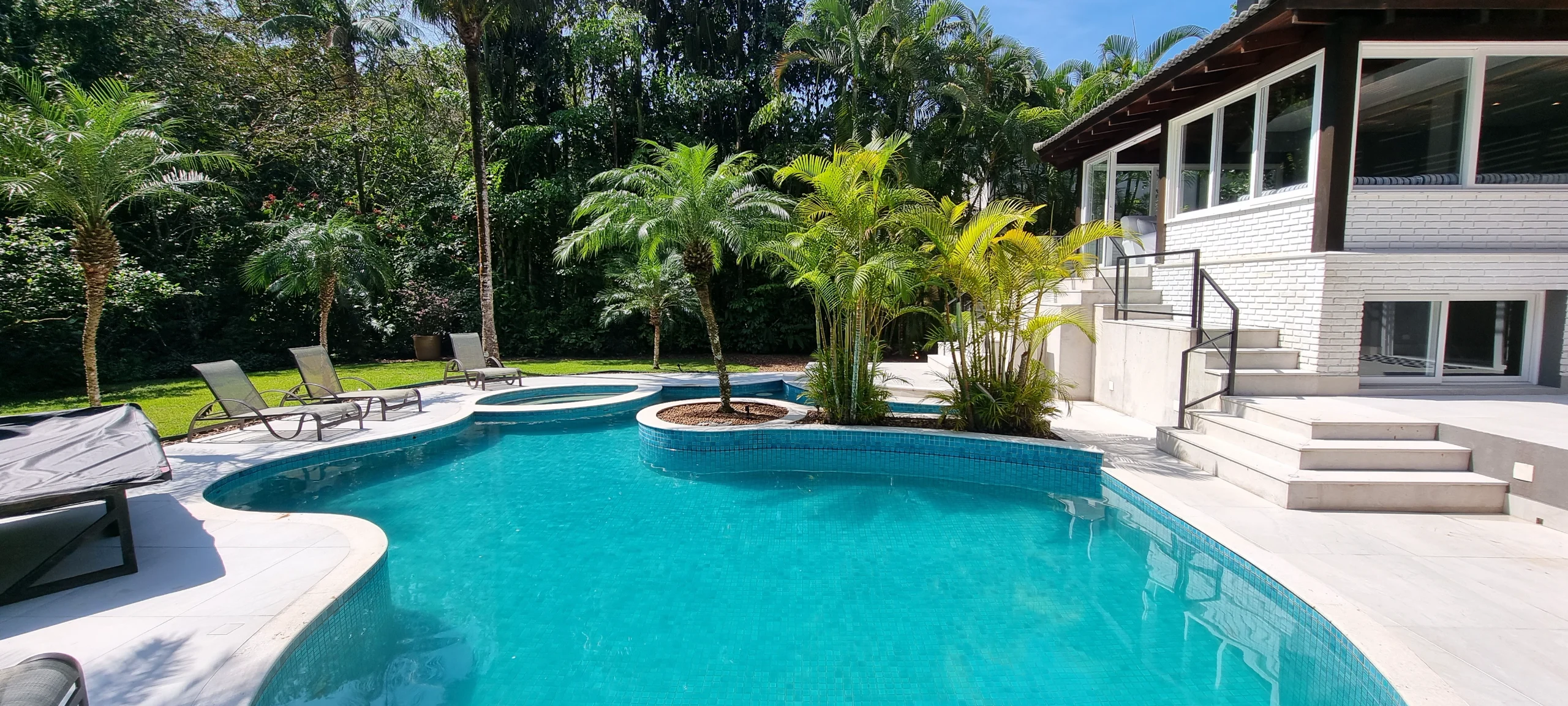 Aluguel Temporada no Condominio Iporanga em Guarujá