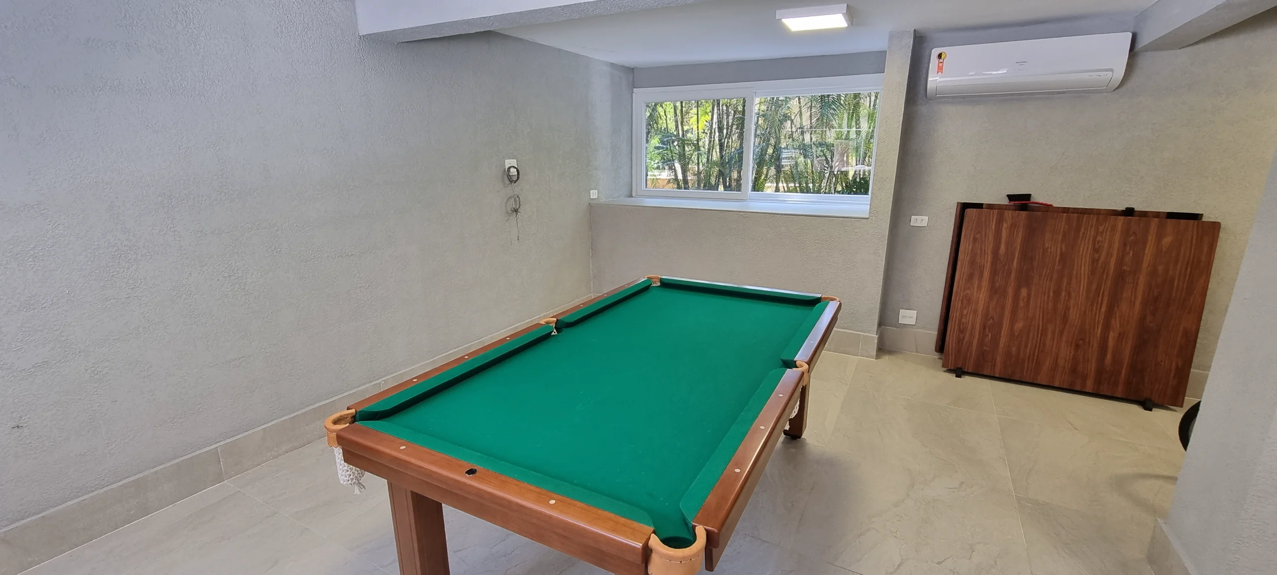 Aluguel Temporada no Condominio Iporanga em Guarujá