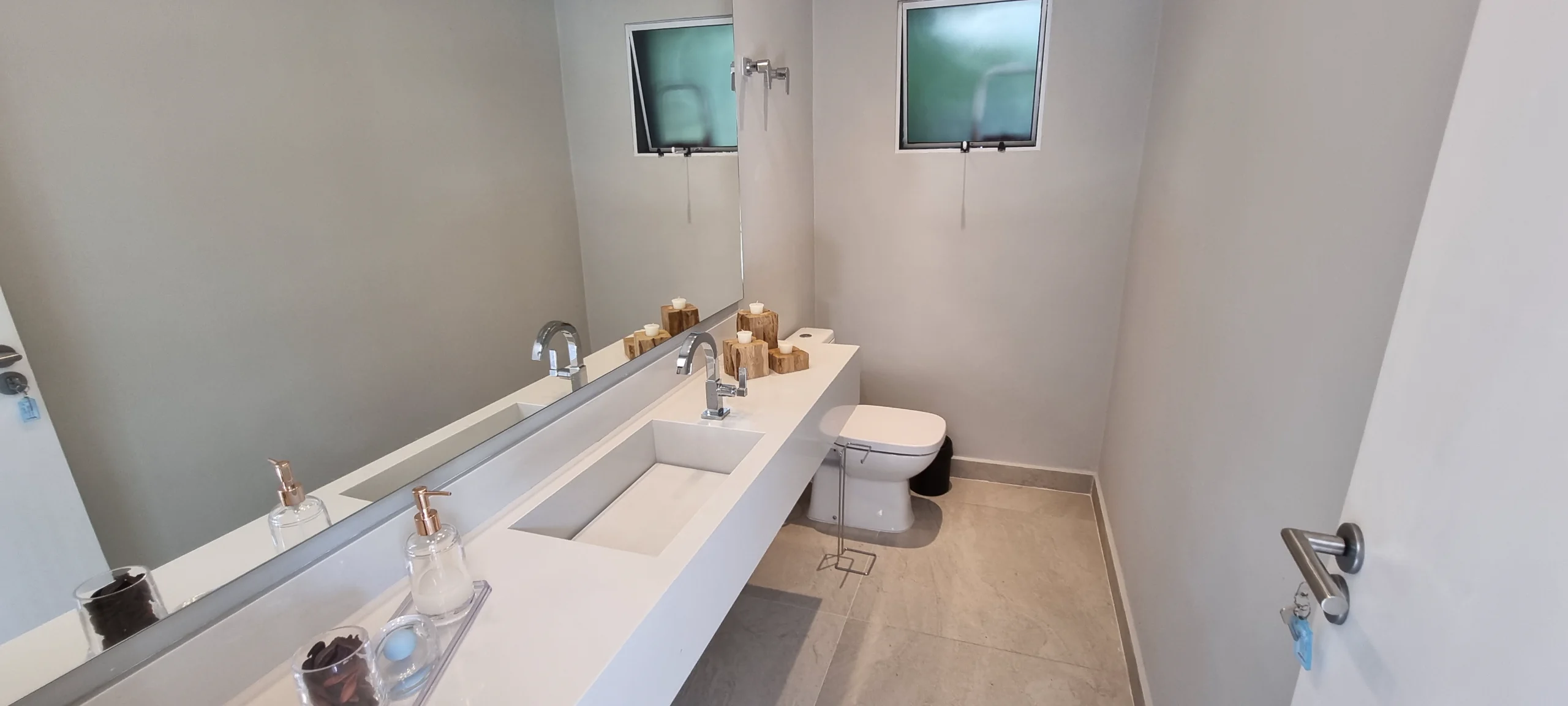 Aluguel Temporada no Condominio Iporanga em Guarujá