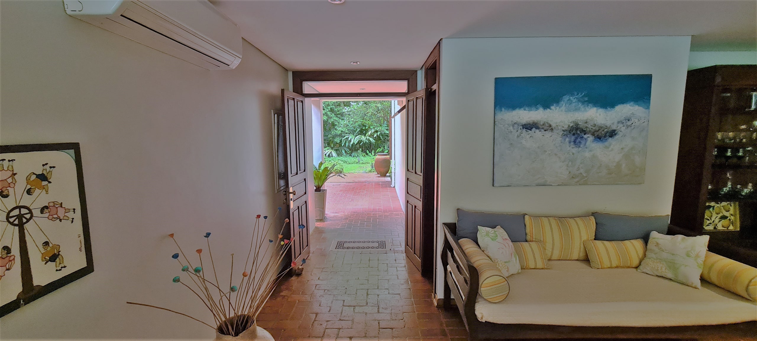 Casa proxima a Praia de Iporanga Condominio Iporanga Guaruja