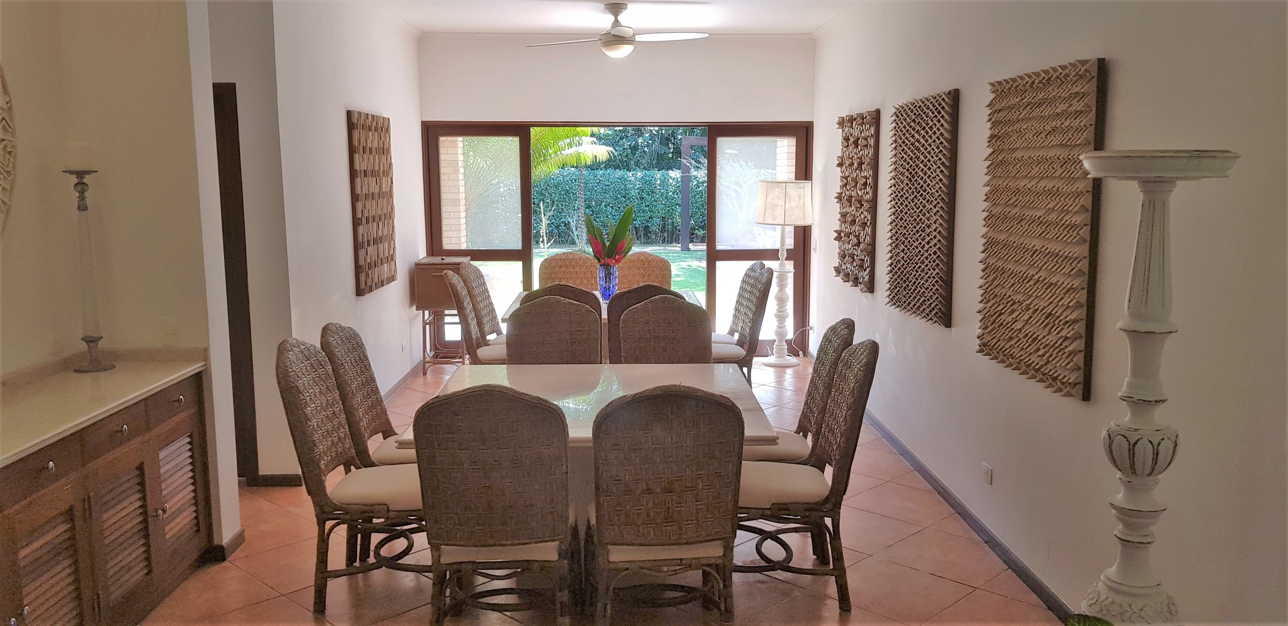 Casa Pé na Areia Condominio Iporanga