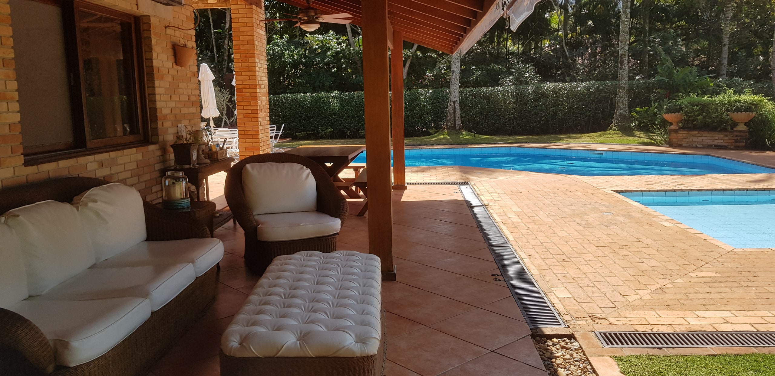 Casa Pé na Areia Condominio Iporanga
