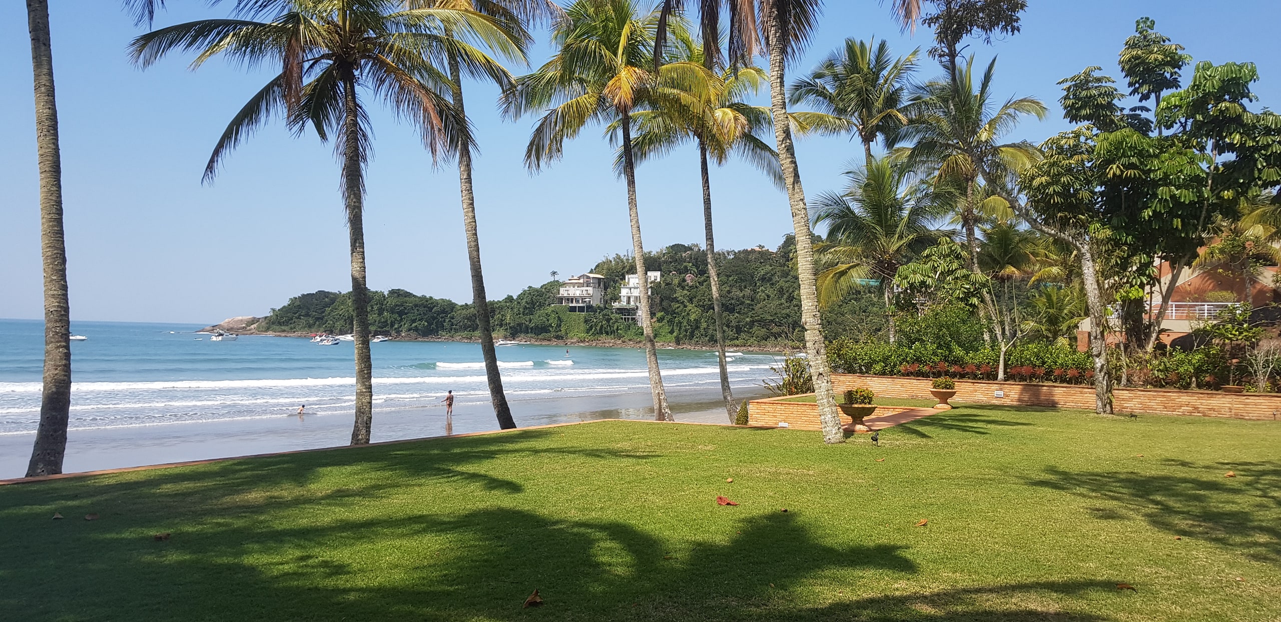 Casa Pé na Areia Condominio Iporanga