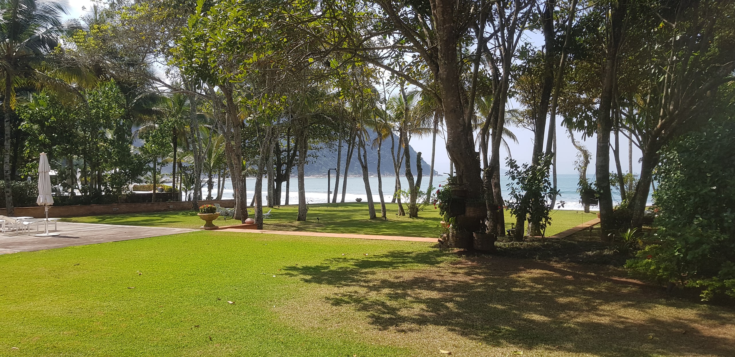 Casa Pé na Areia Condominio Iporanga