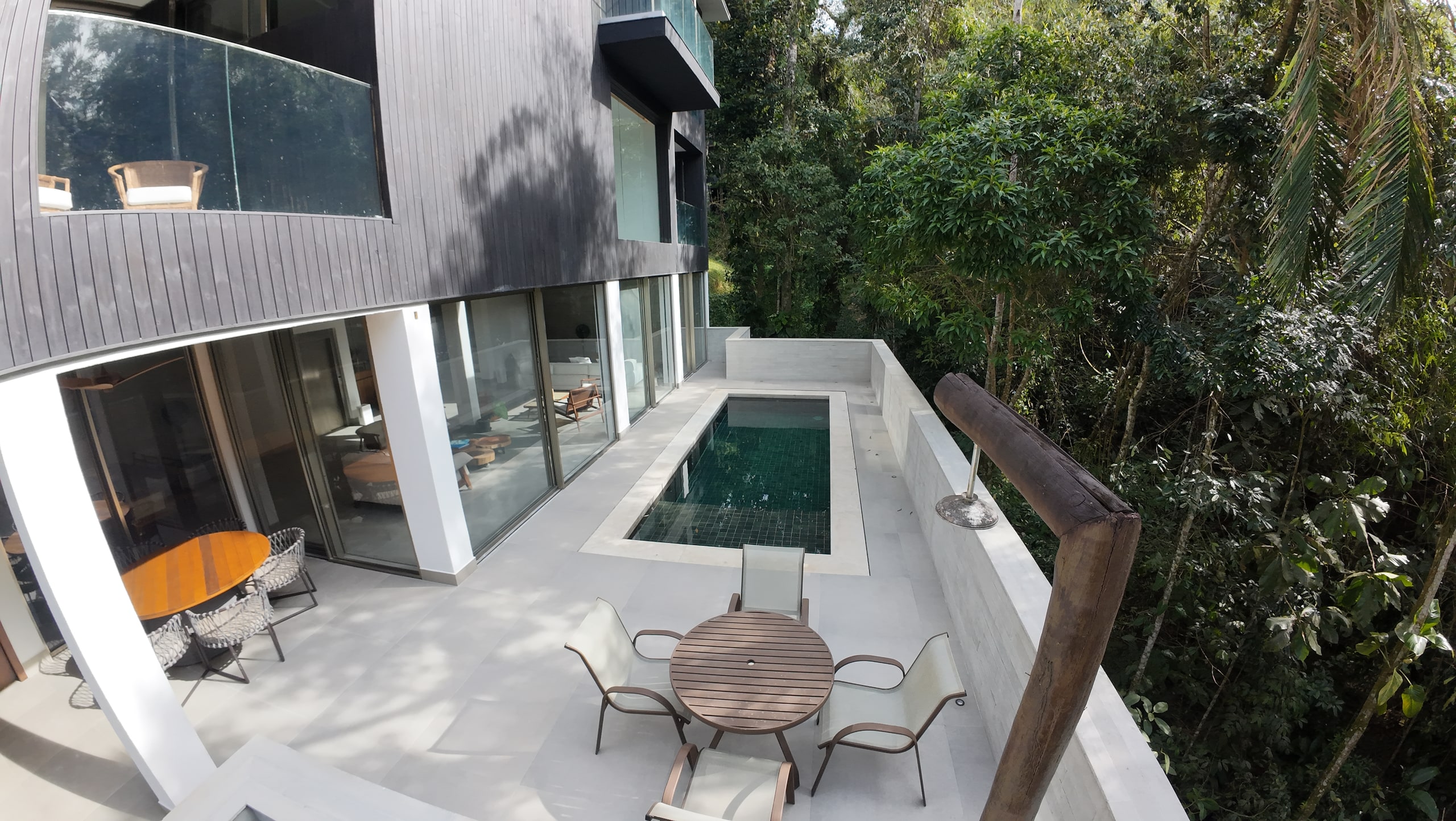 Casa no Condomínio São Pedro Guarujá — Villa 136