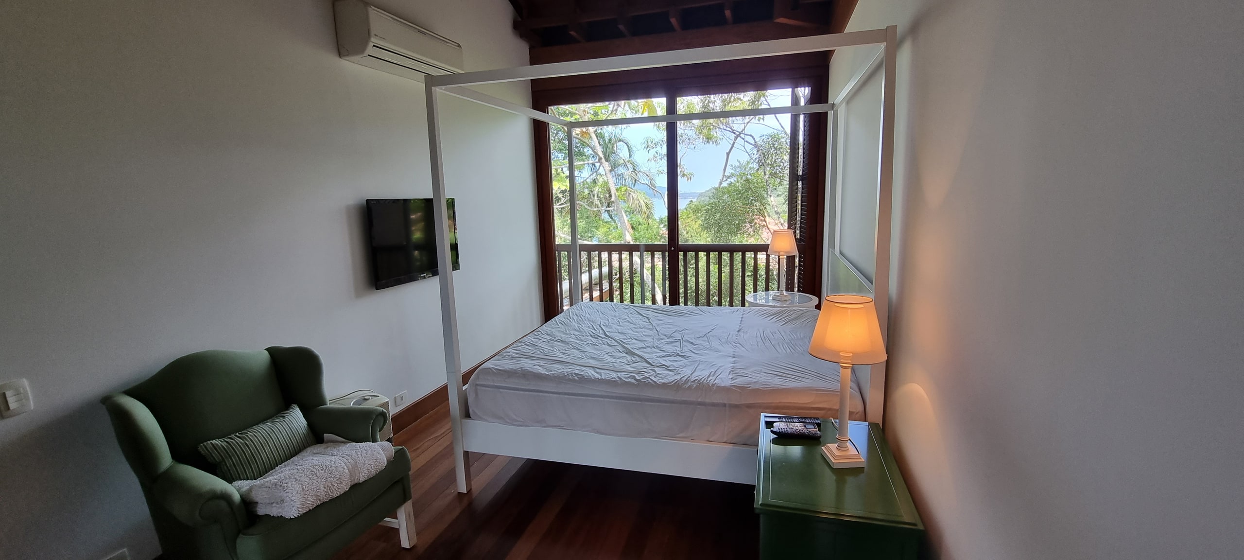 Imóvel no Resort São Pedro no Condominio São Pedro em Guarujá