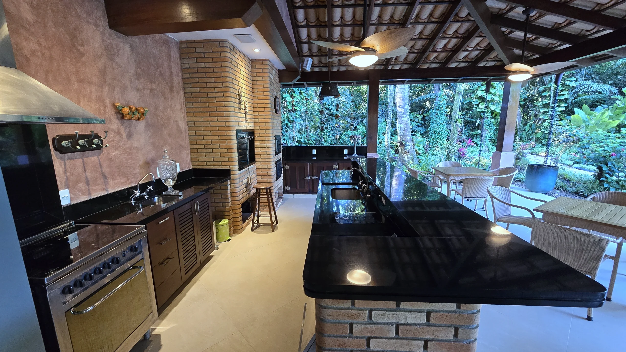 Locação Casa Praia de Iporanga Mar Areia Condominio Iporanga Guarujá