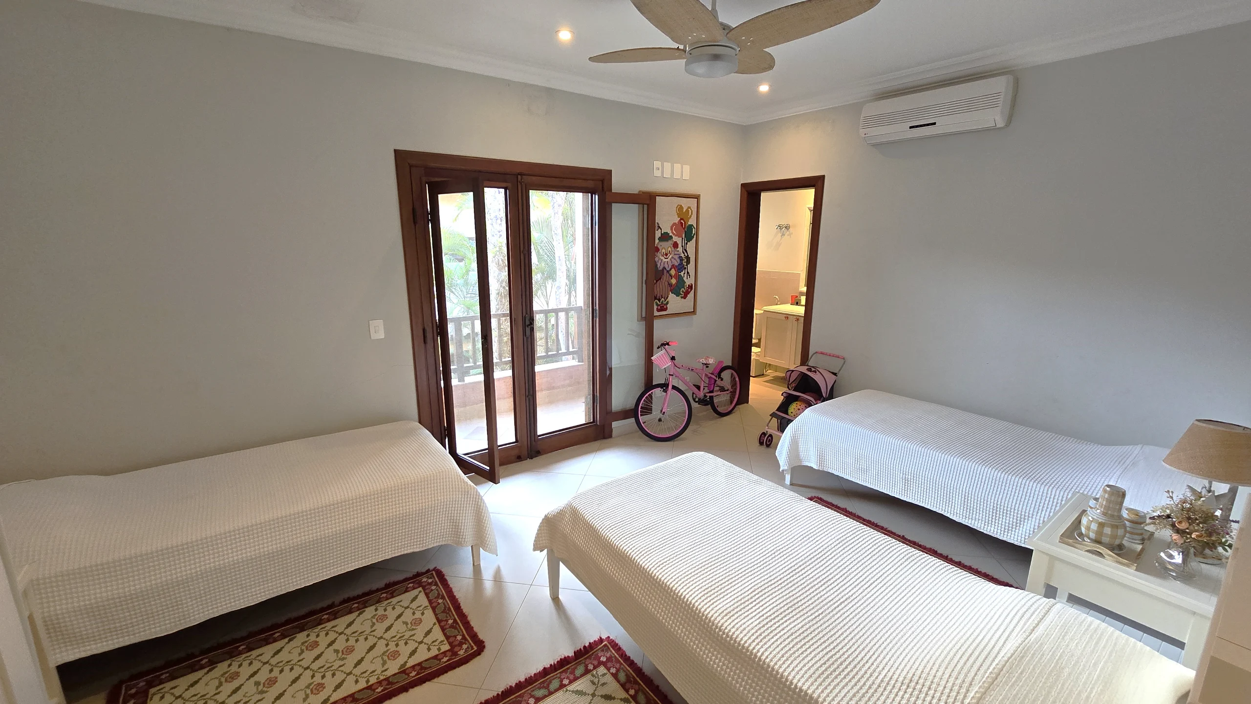 Locação Casa Praia de Iporanga Mar Areia Condominio Iporanga Guarujá