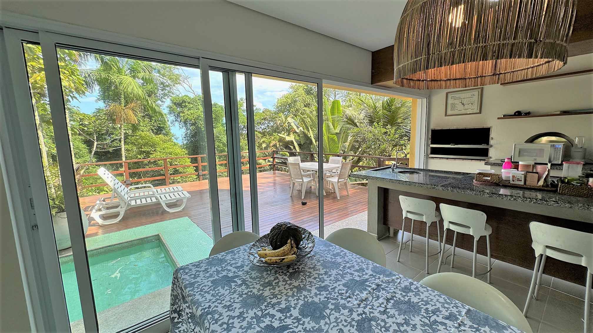 Casa na Praia de Sao Pedro venda Condominio São Pedro Guarujá