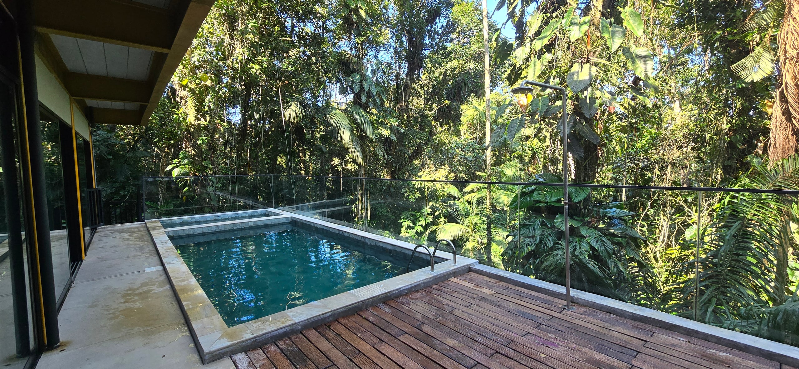 Casa no Condomínio Iporanga na Praia de Iporanga