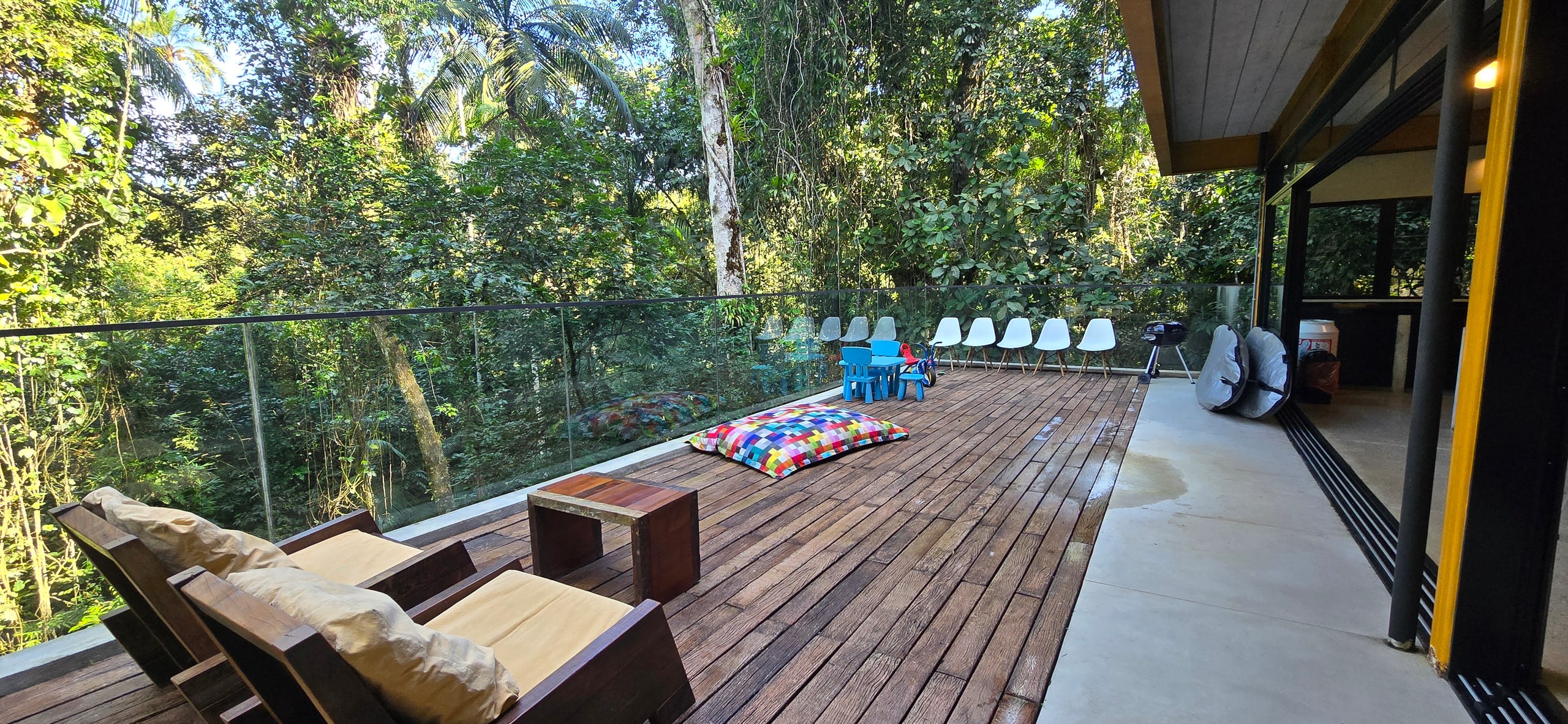 Casa no Condomínio Iporanga na Praia de Iporanga