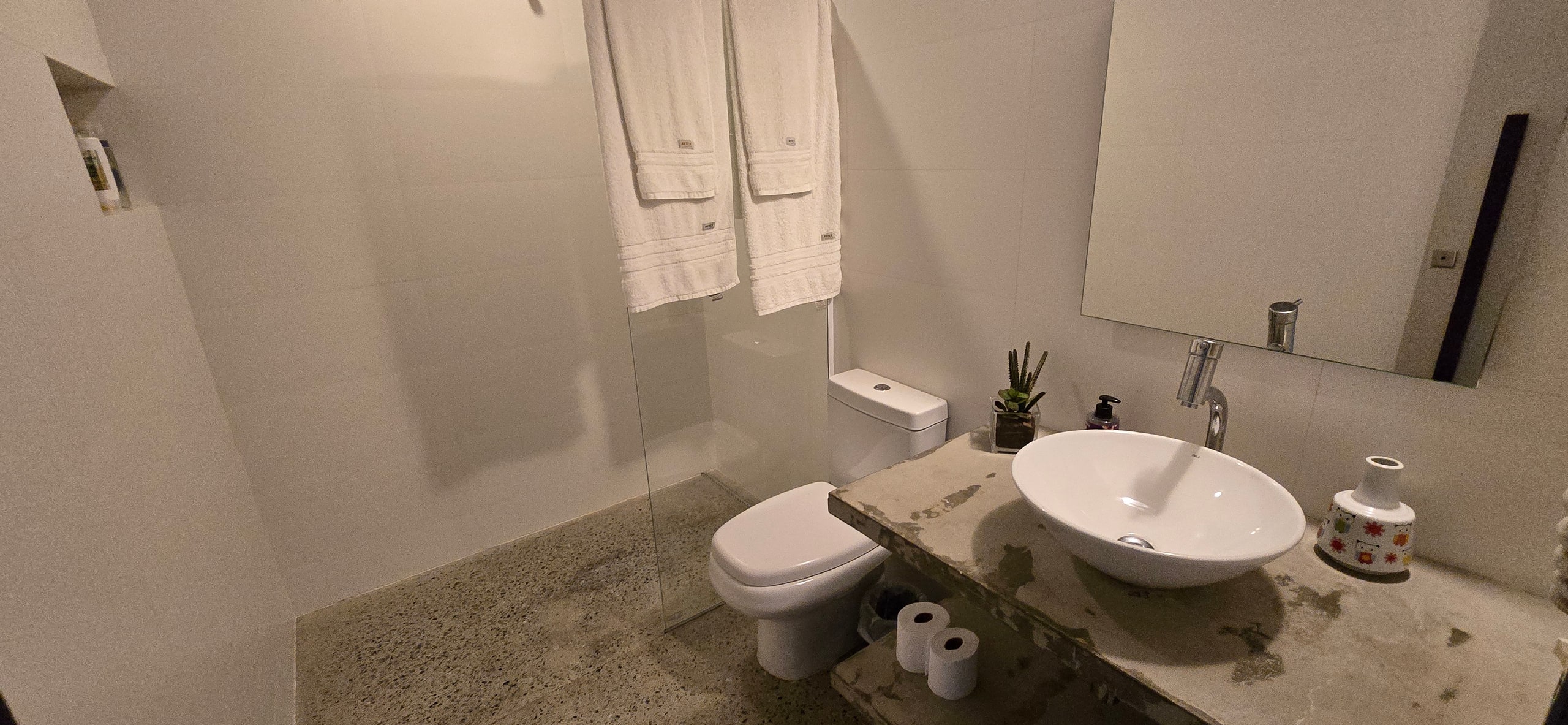 Casa no Condomínio Iporanga na Praia de Iporanga