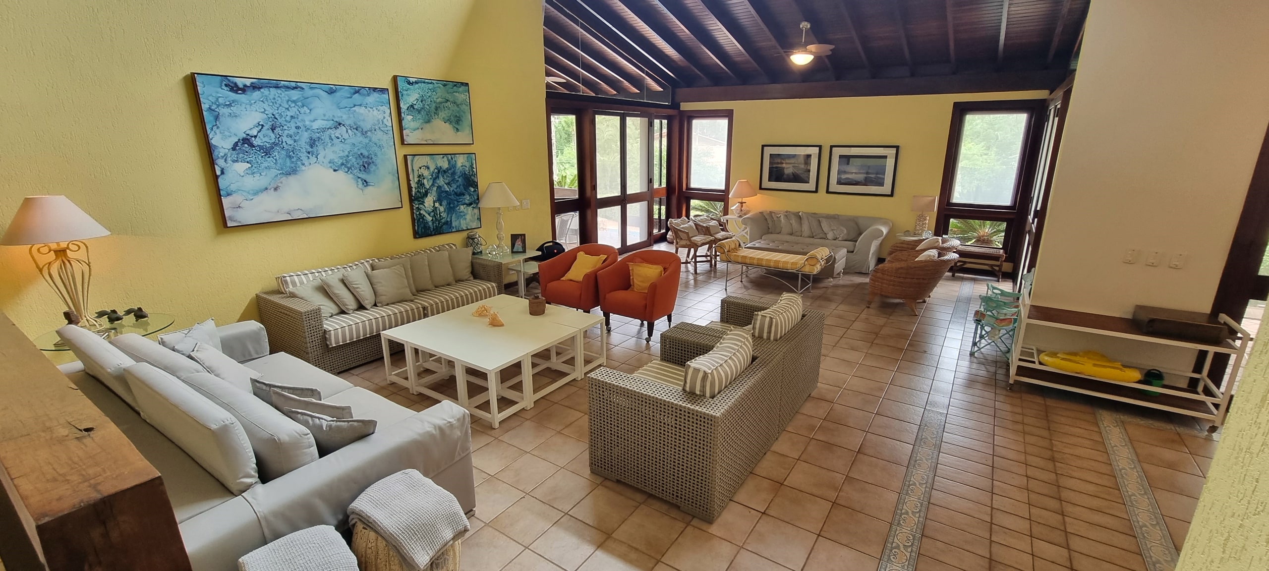 Imóvel no Condominio Iporanga Locação