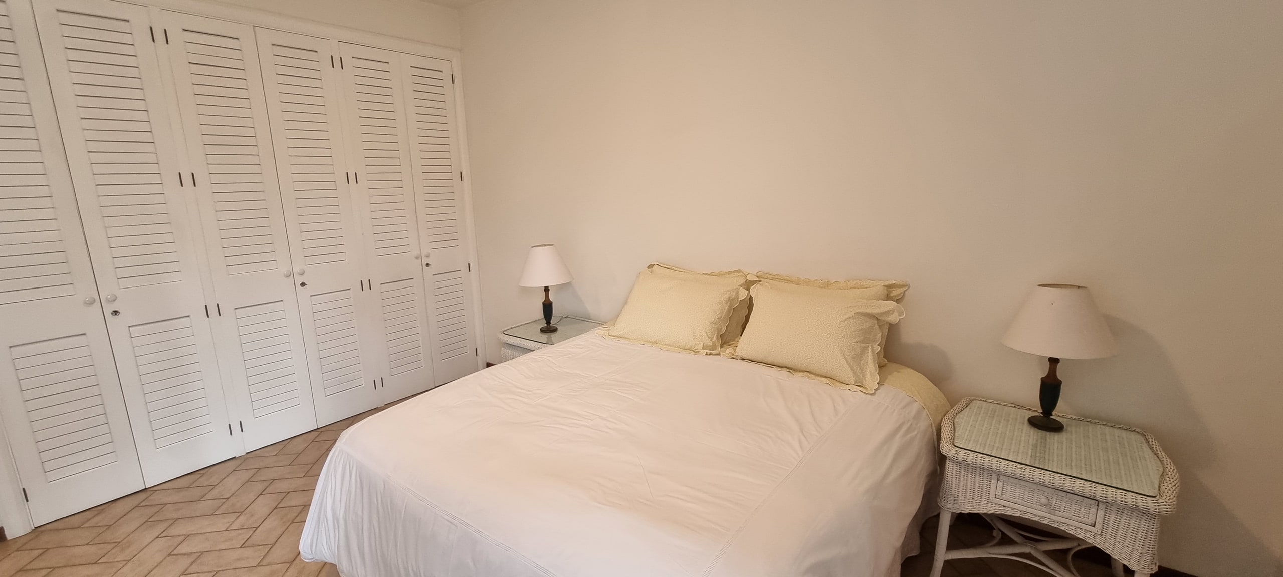 Imóvel no Condominio Iporanga Locação