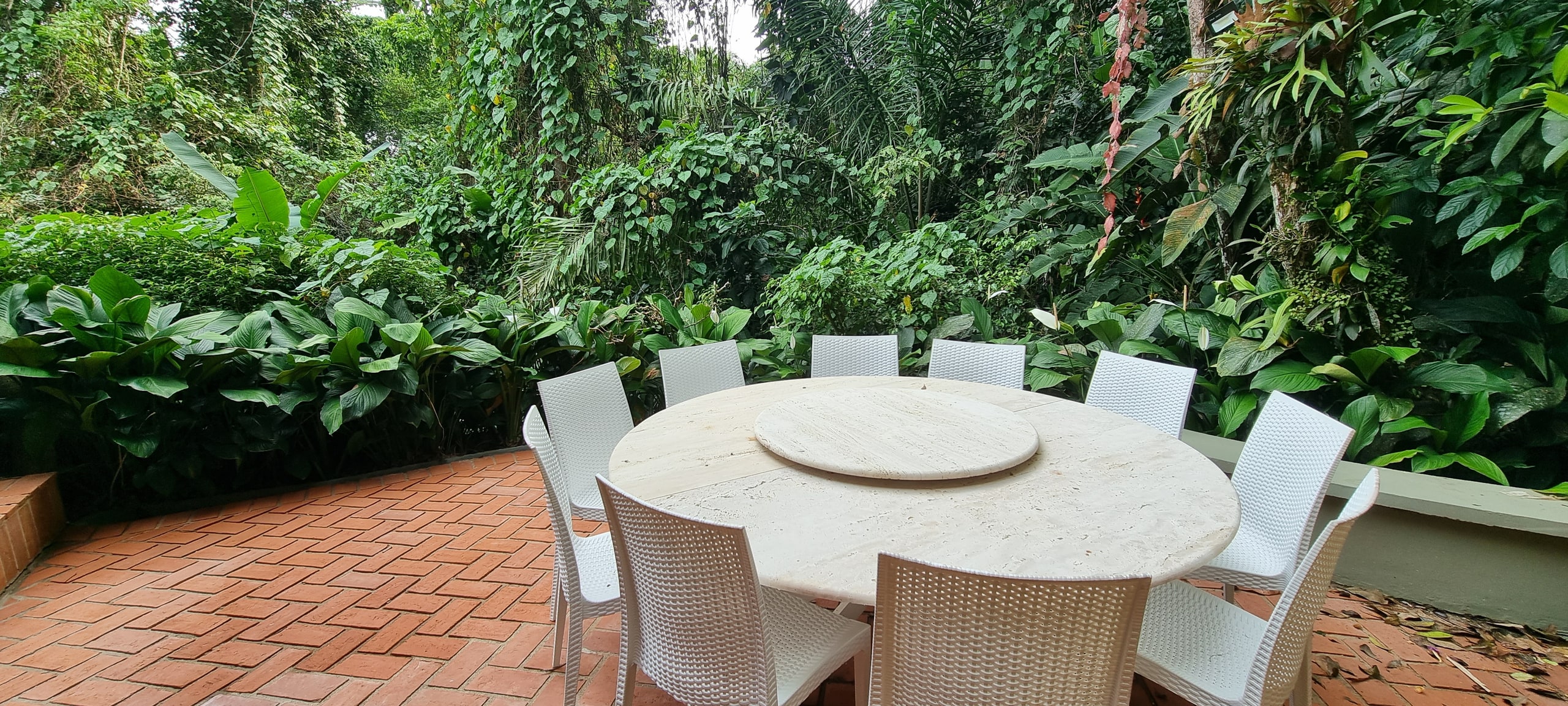 Imóvel no Condominio Iporanga Locação