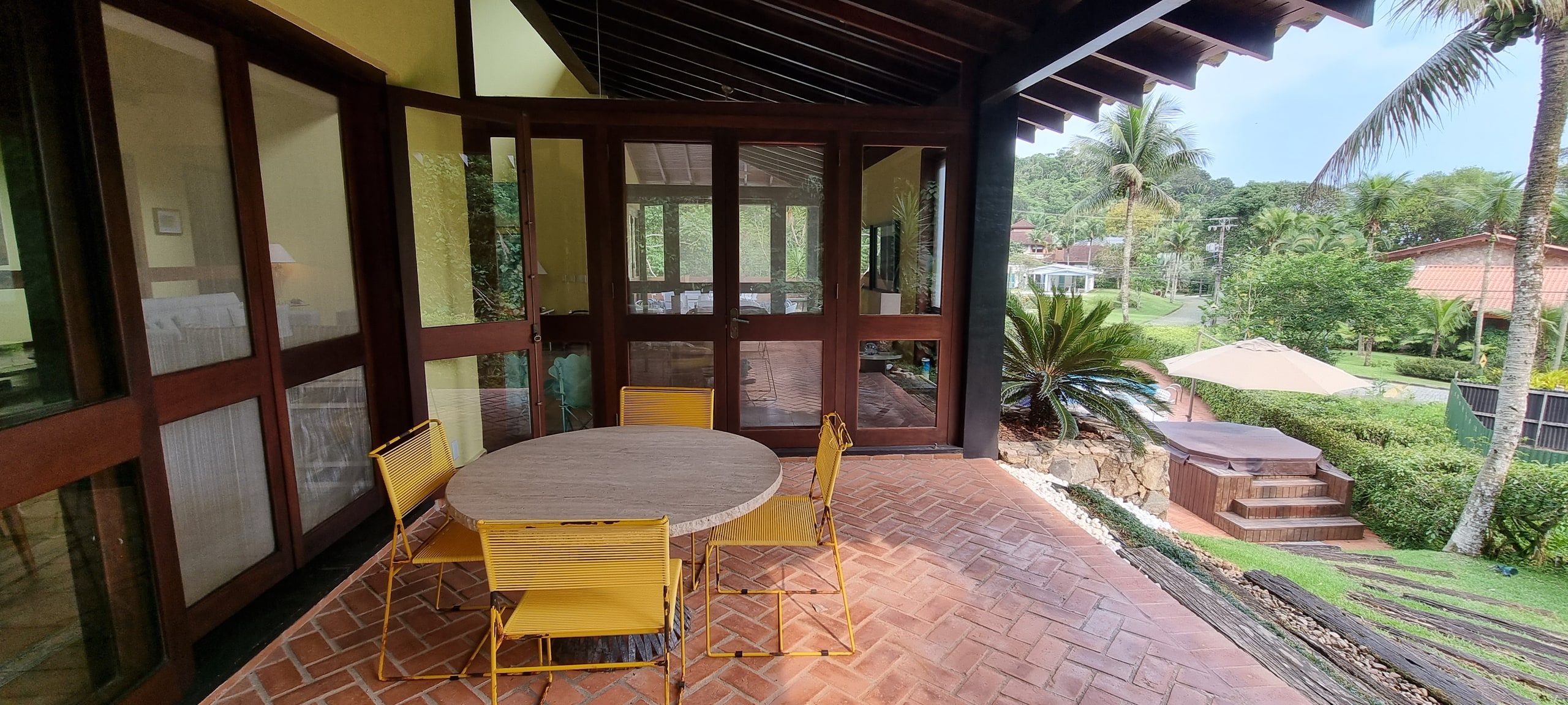 Imóvel no Condominio Iporanga Locação
