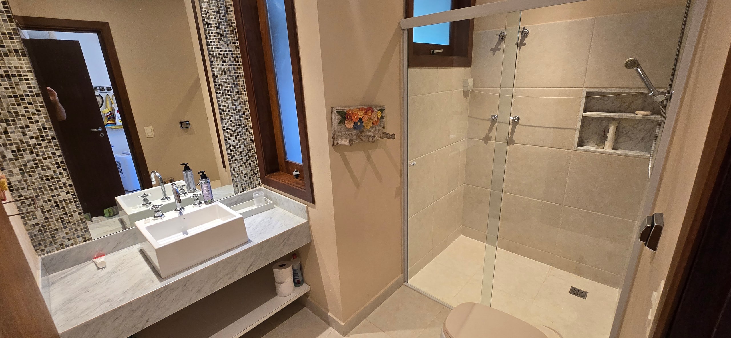 Imóveis no Condomínio Iporanga no Guarujá