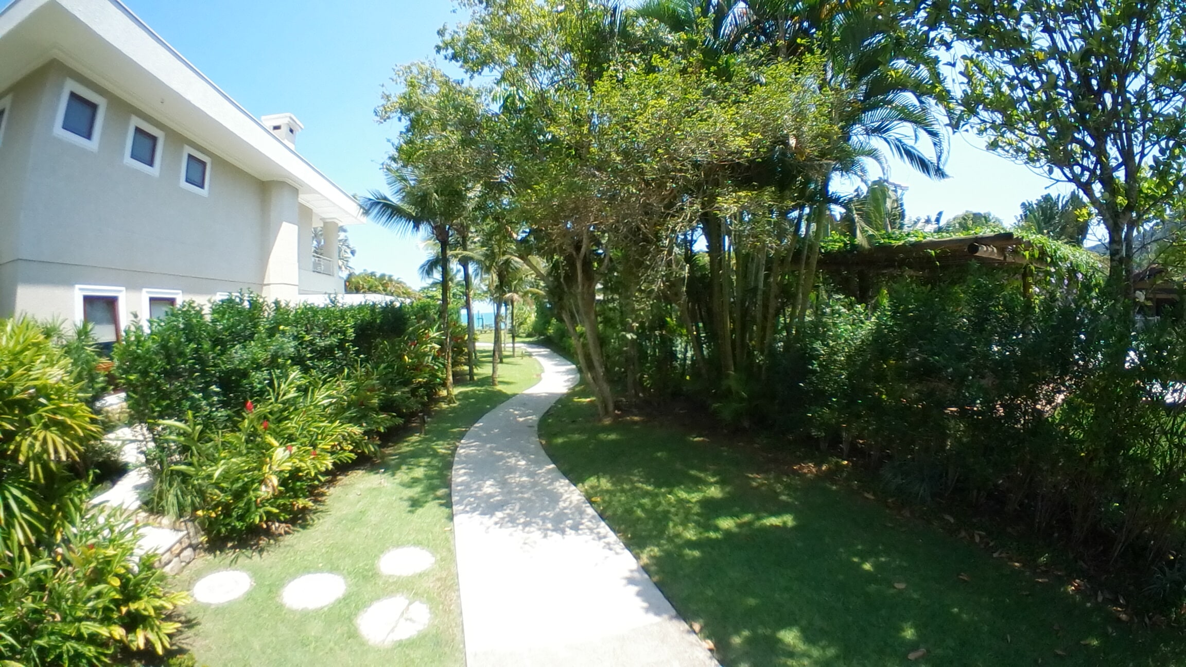 Casa Venda Condominio São Pedro Guaruja Proxima a Praia