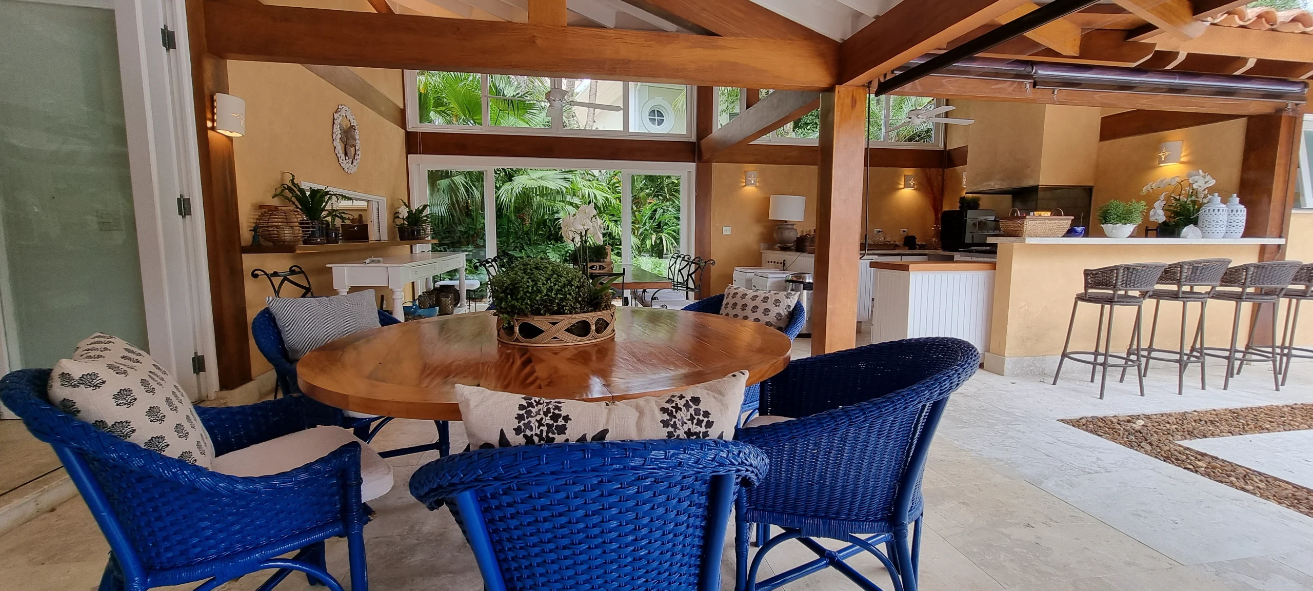 Aluguel Condominio Iporanga, Casa Praia de Iporanga Reveillon no Guarujaá