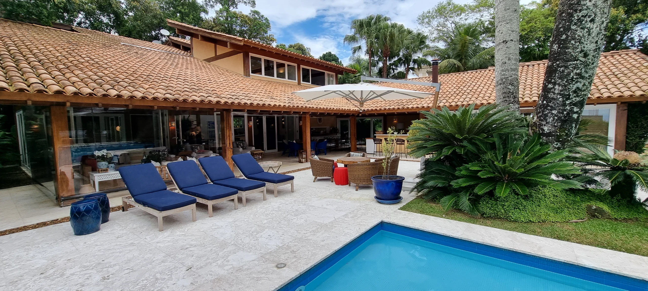 Aluguel Condominio Iporanga, Casa Praia de Iporanga Reveillon no Guarujaá