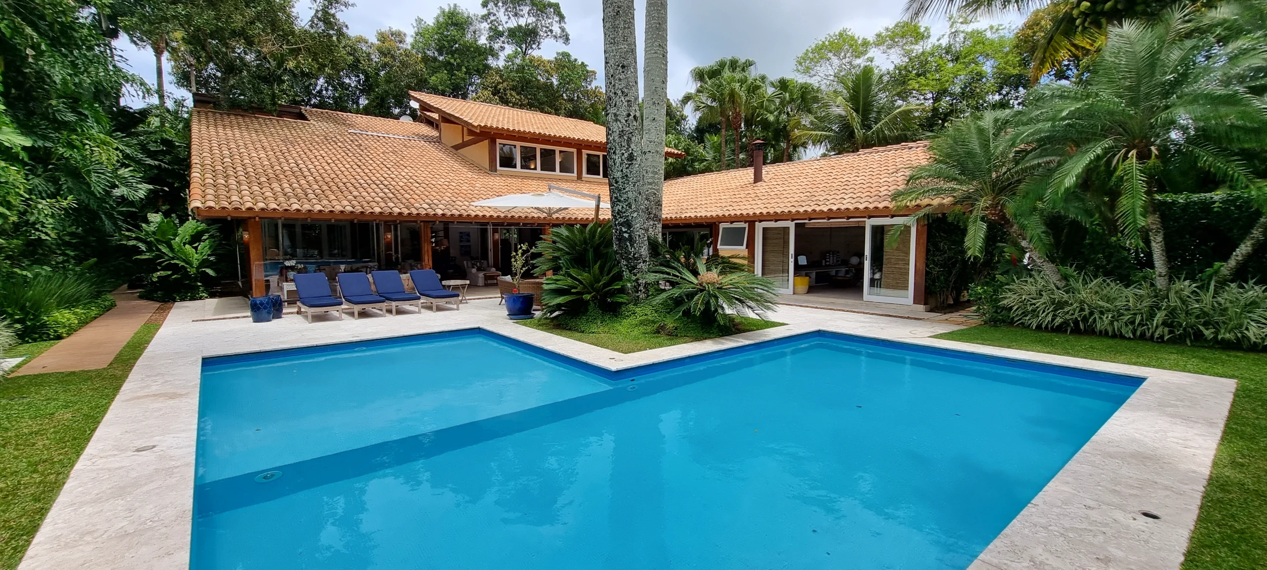 Aluguel Condominio Iporanga, Casa Praia de Iporanga Reveillon no Guarujaá