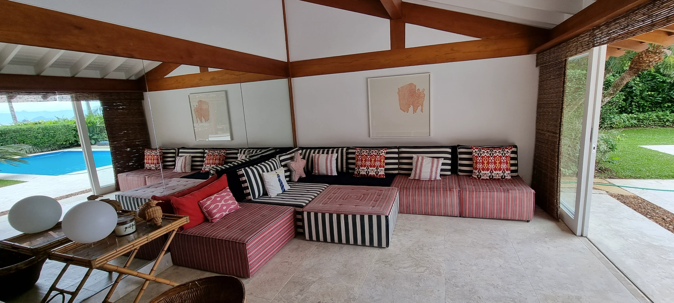 Aluguel Condominio Iporanga, Casa Praia de Iporanga Reveillon no Guarujaá