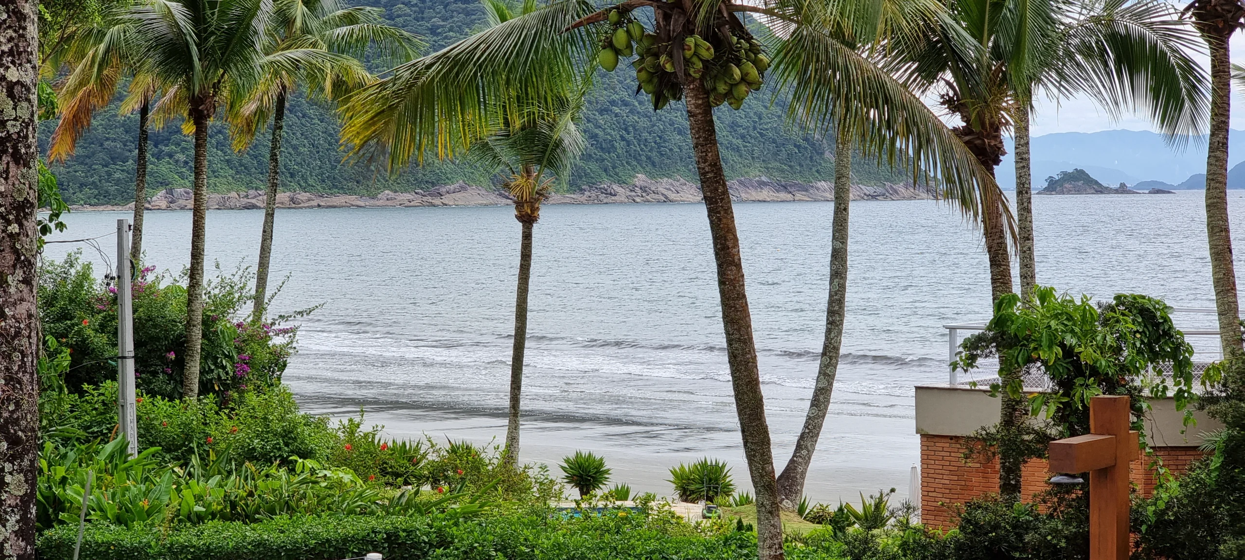 Aluguel Condominio Iporanga, Casa Praia de Iporanga Reveillon no Guarujaá