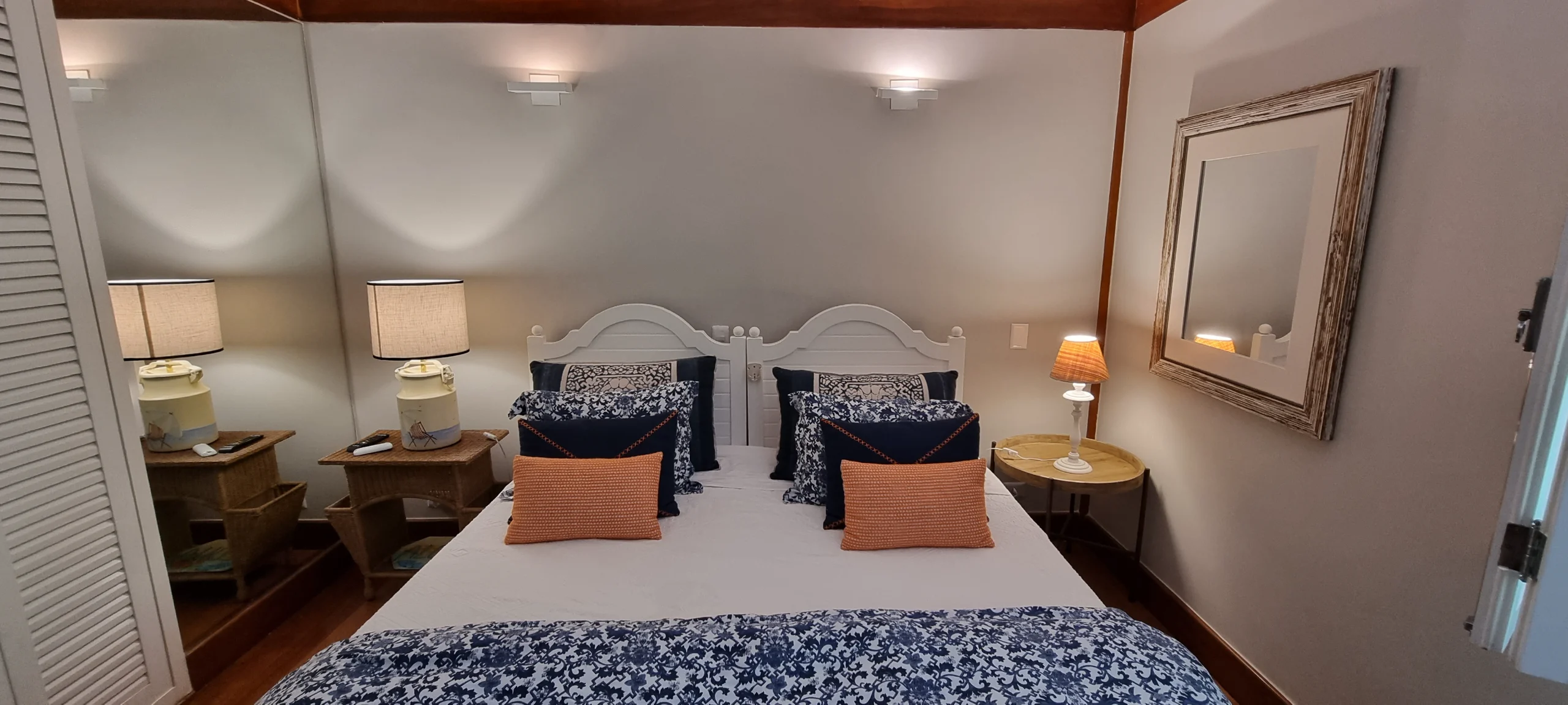 Aluguel Condominio Iporanga, Casa Praia de Iporanga Reveillon no Guarujaá