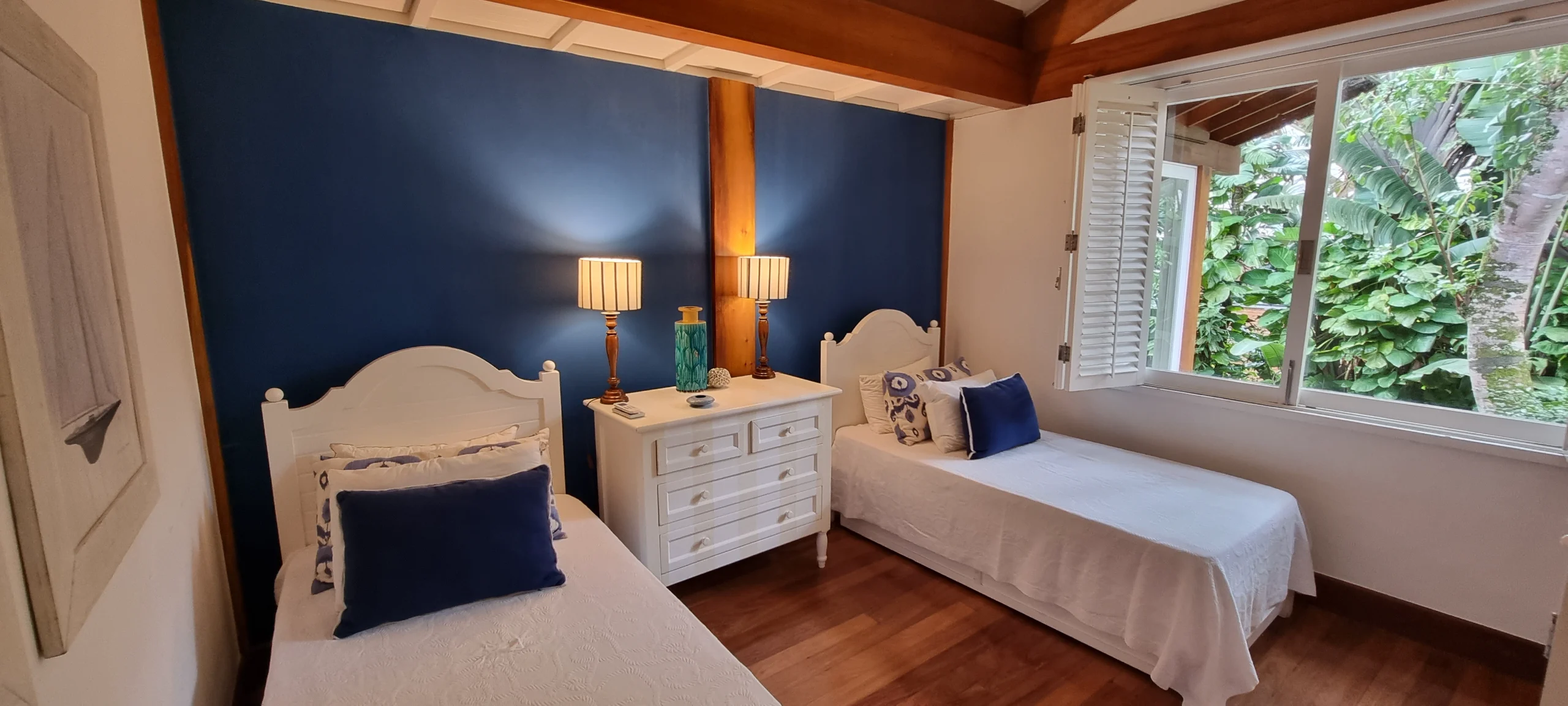 Aluguel Condominio Iporanga, Casa Praia de Iporanga Reveillon no Guarujaá