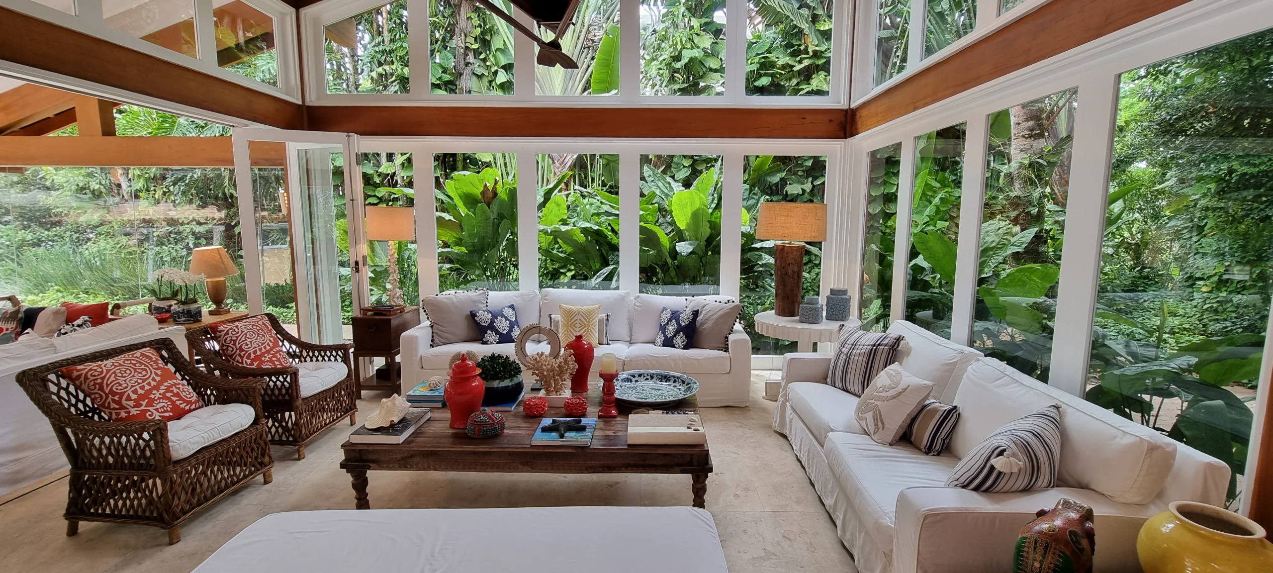 Aluguel Condominio Iporanga, Casa Praia de Iporanga Reveillon no Guarujaá