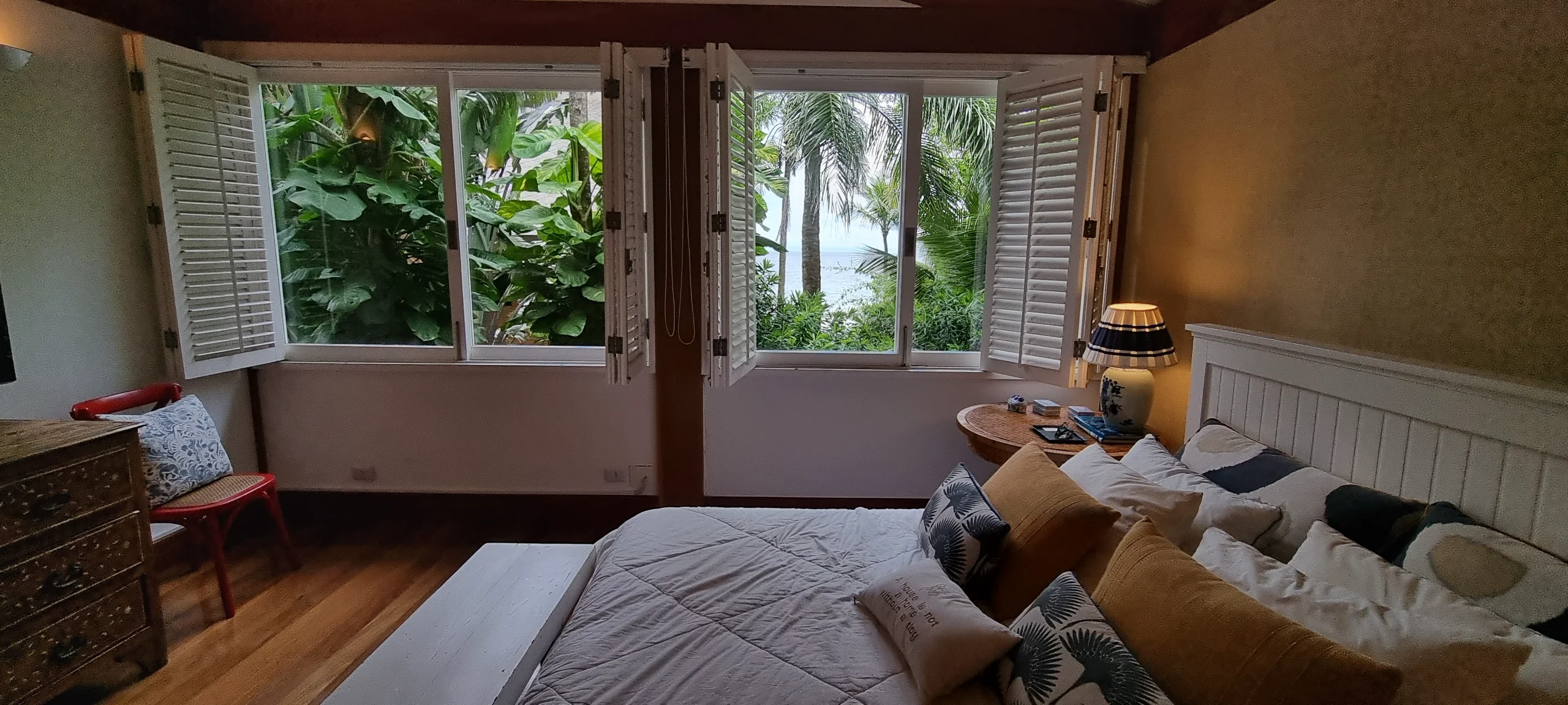 Aluguel Condominio Iporanga, Casa Praia de Iporanga Reveillon no Guarujaá