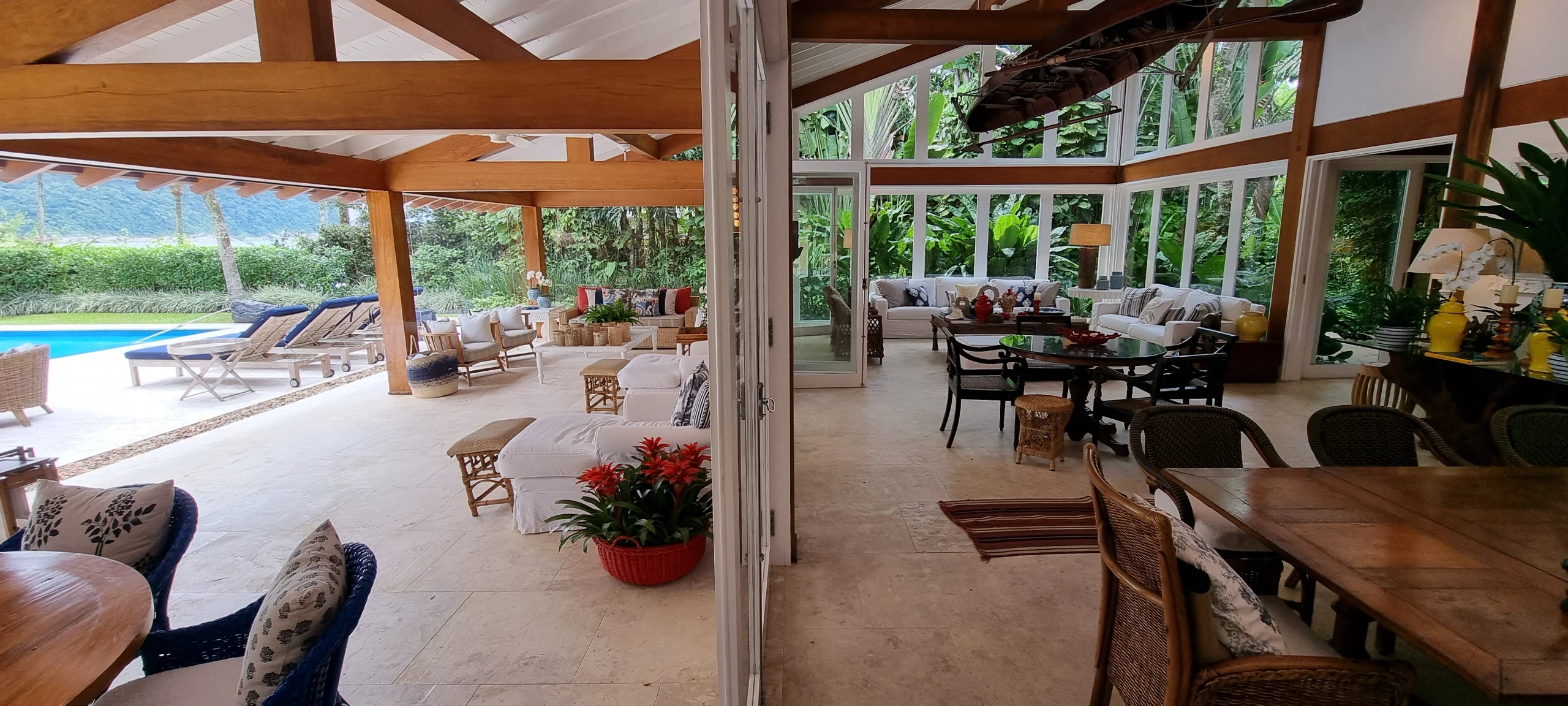 Aluguel Condominio Iporanga, Casa Praia de Iporanga Reveillon no Guarujaá