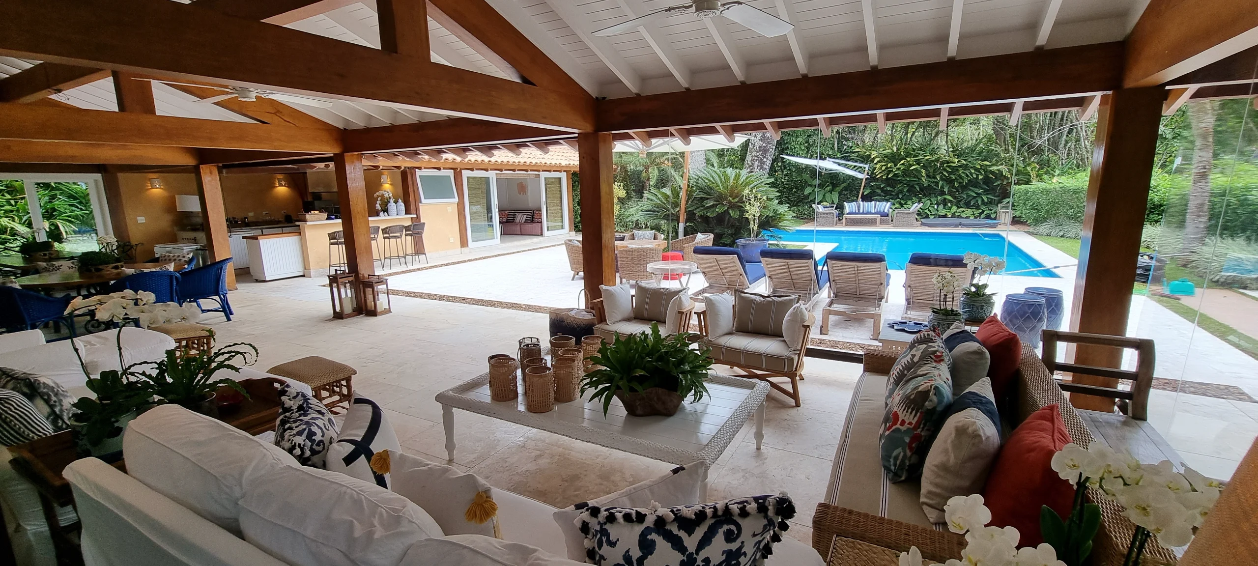 Aluguel Condominio Iporanga, Casa Praia de Iporanga Reveillon no Guarujaá